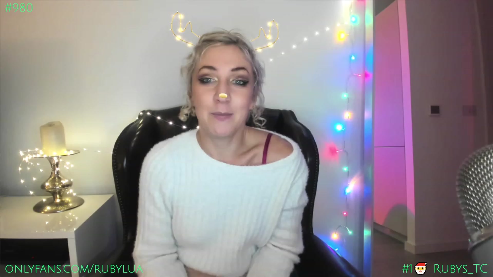 Gallery image thumbnail from Ruby_Lua's myfreecams stream on, 12/07/2022, 21:31 image 6 of 20