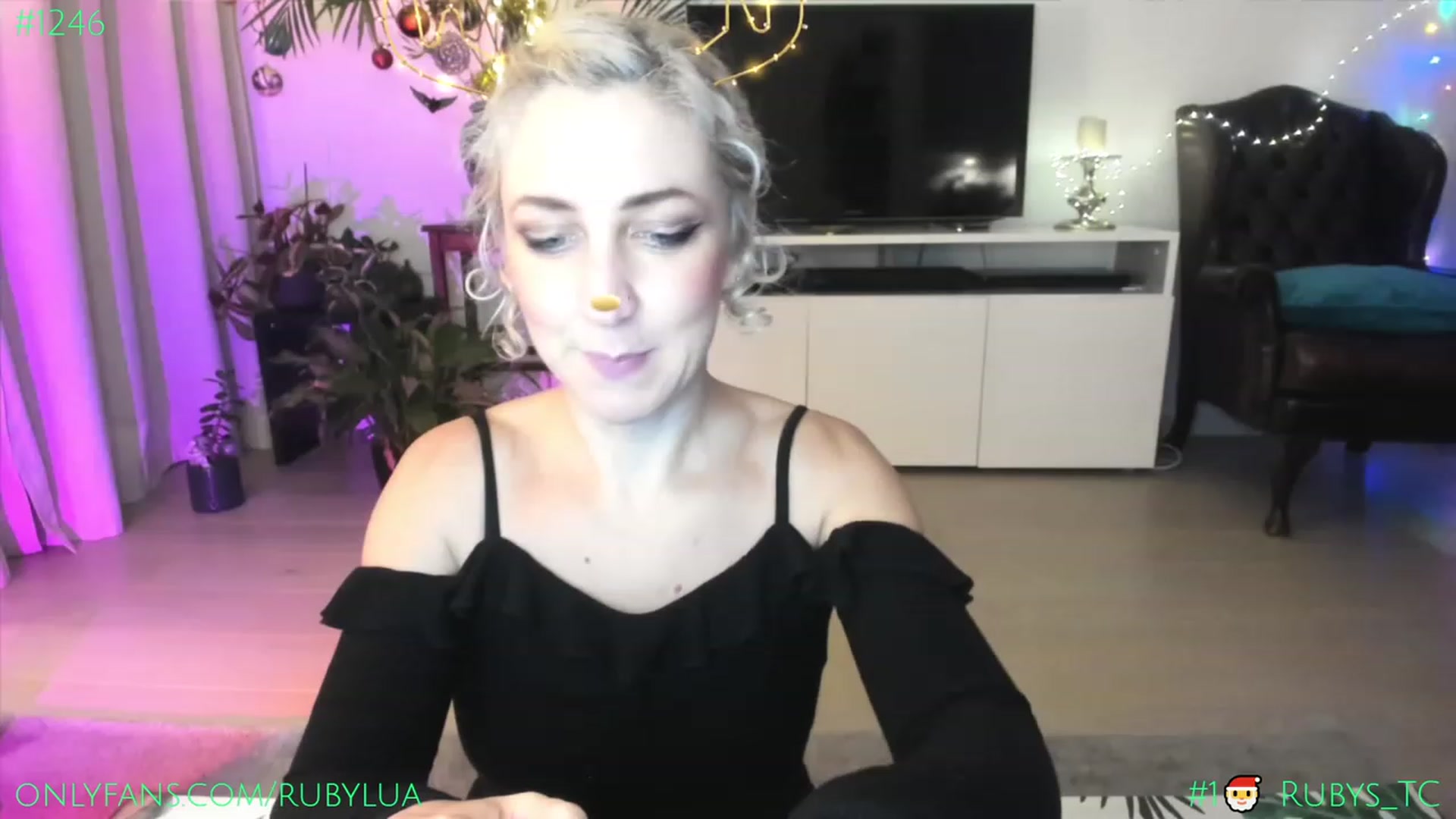 Gallery image thumbnail from Ruby_Lua's myfreecams stream on, 12/10/2022, 21:33 image 5 of 20