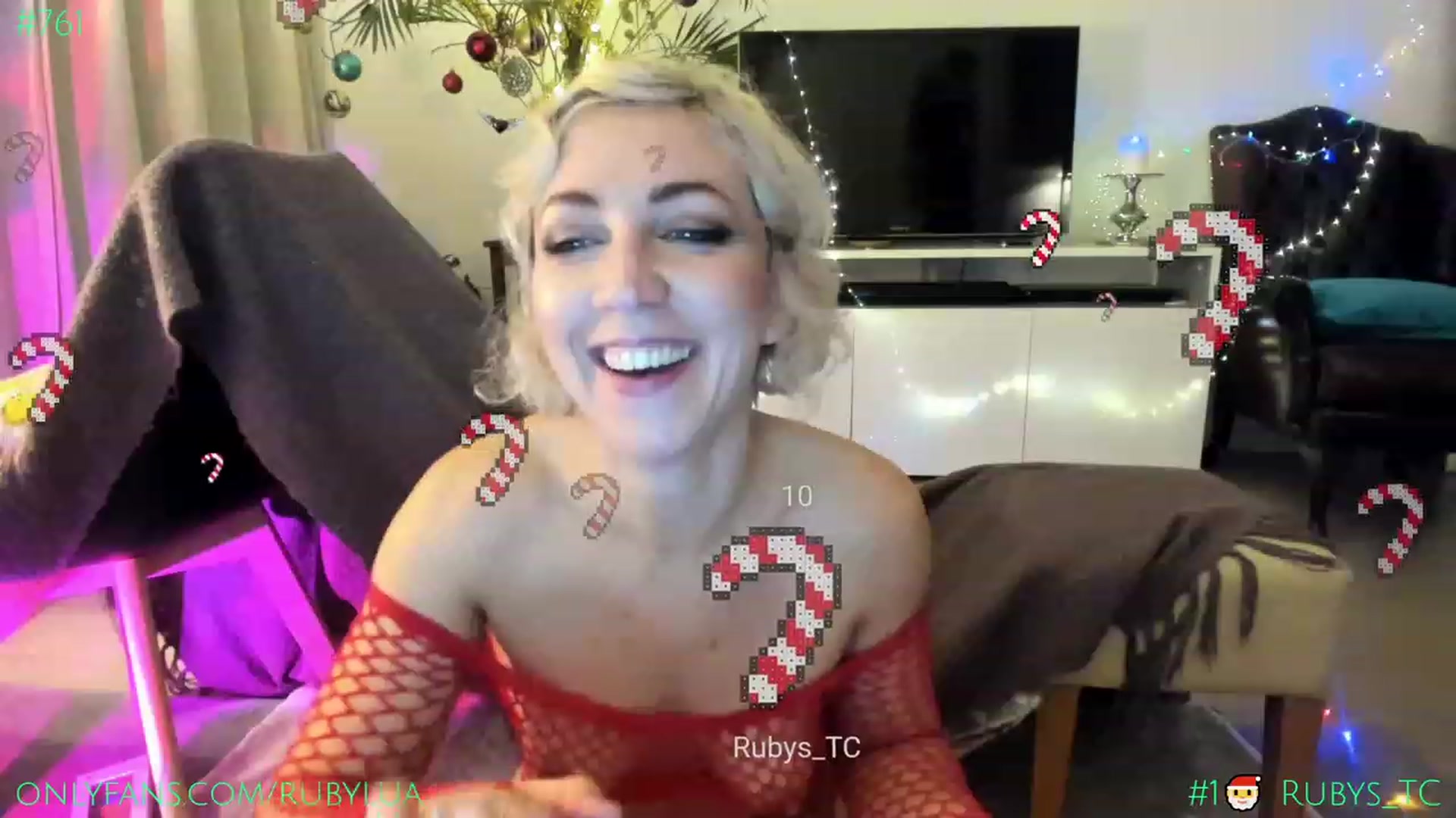 Gallery image thumbnail from Ruby_Lua's myfreecams stream on, 12/18/2022, 24:10 image 9 of 20