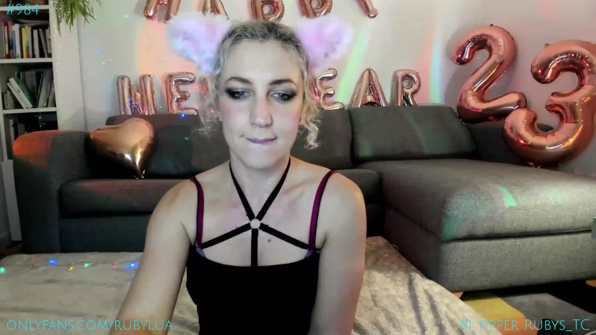 Gallery image thumbnail from Ruby_Lua's myfreecams stream on, 12/31/2022, 23:47 image 7 of 20