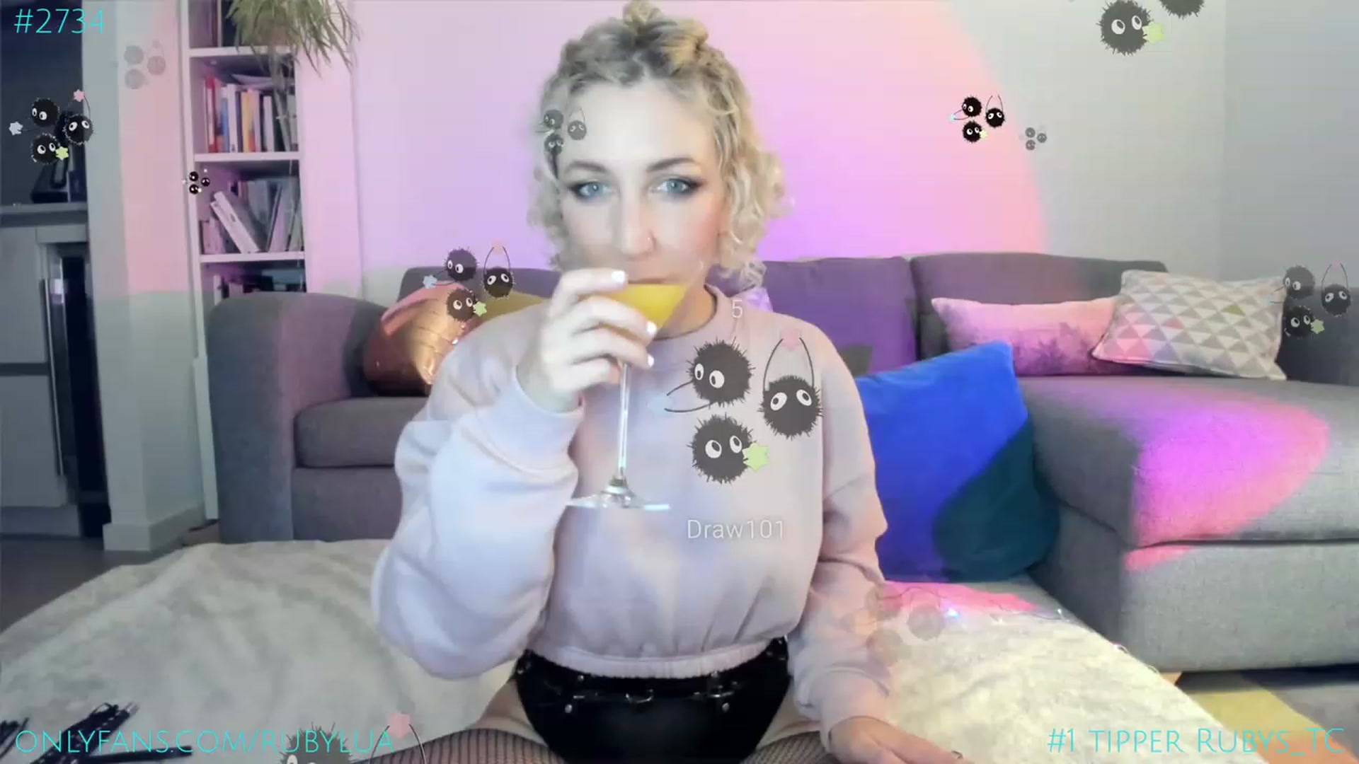 Gallery image thumbnail from Ruby_Lua's myfreecams stream on, 01/06/2023, 22:44 image 11 of 20