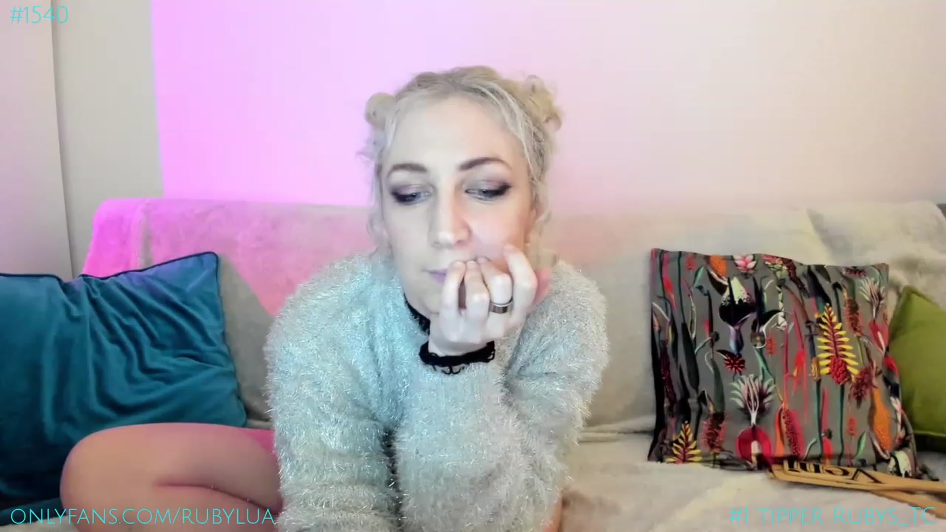 Gallery image thumbnail from Ruby_Lua's myfreecams stream on, 01/26/2023, 23:59 image 3 of 20