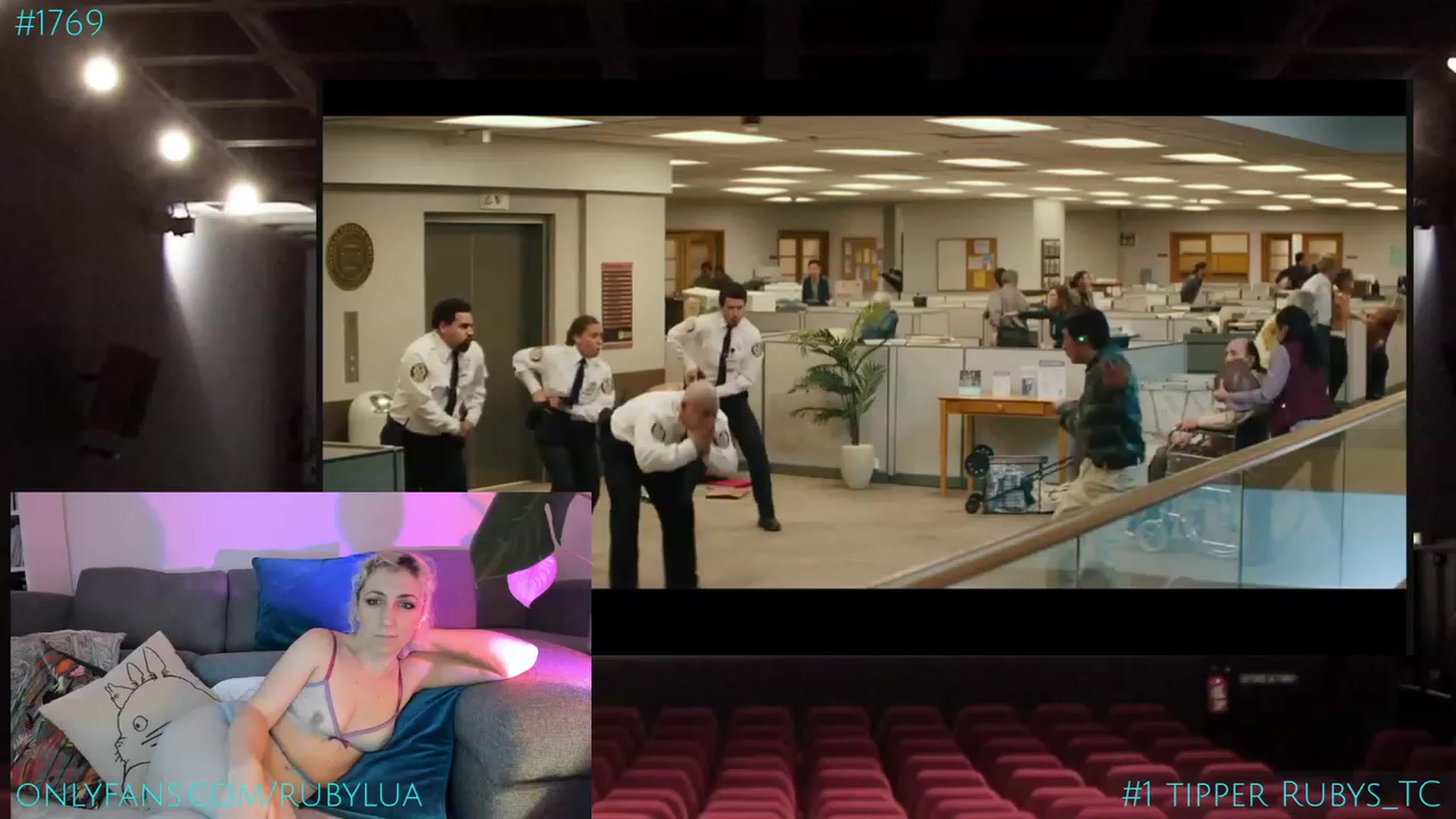 Gallery image thumbnail from Ruby_Lua's myfreecams stream on, 03/23/2023, 22:50 image 3 of 20