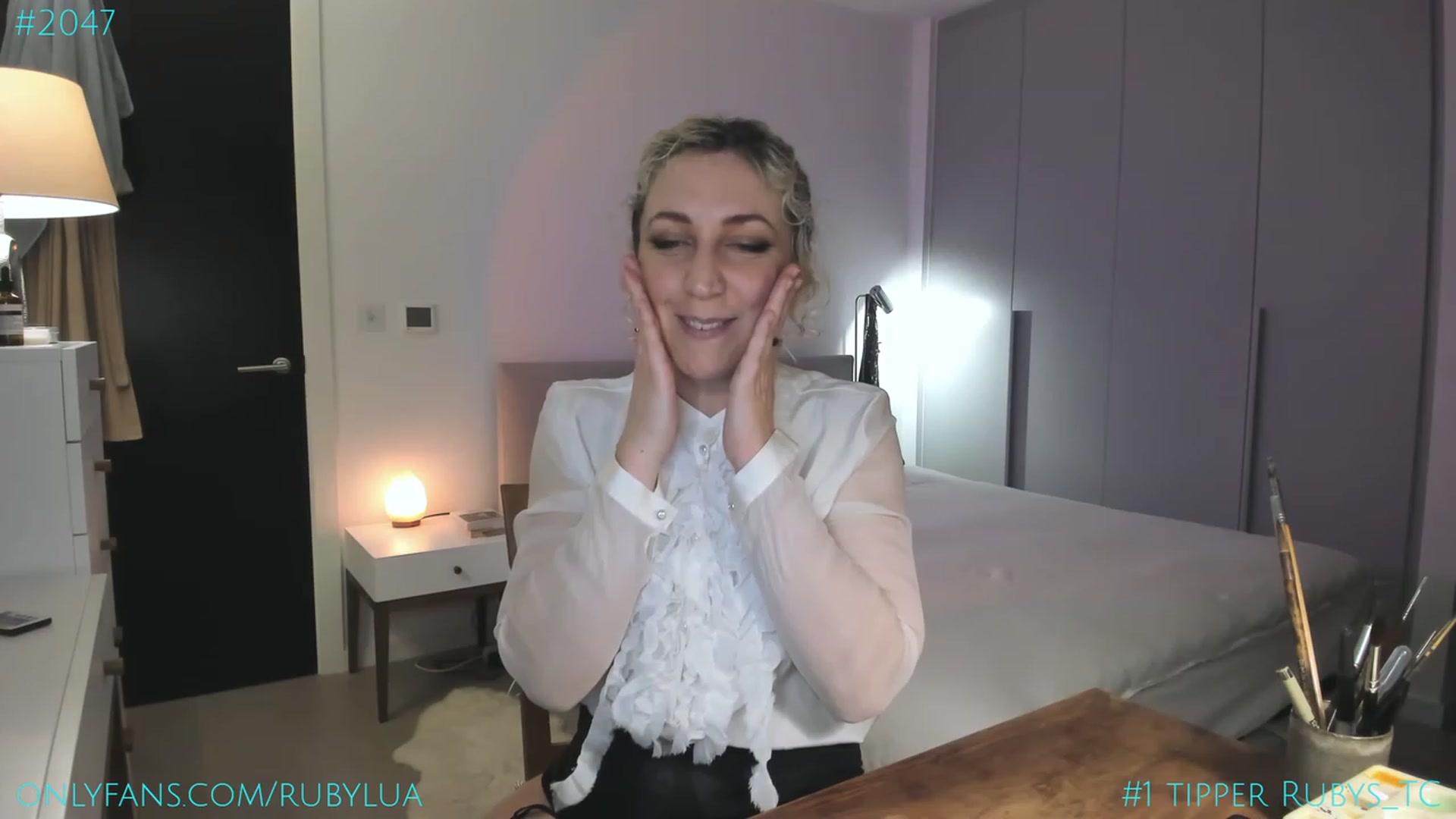 Gallery image thumbnail from Ruby_Lua's myfreecams stream on, 03/30/2023, 21:19 image 1 of 20