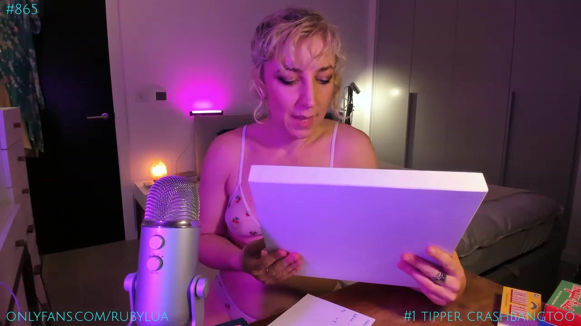 Gallery image thumbnail from Ruby_Lua's myfreecams stream on, 04/14/2023, 21:23 image 19 of 20