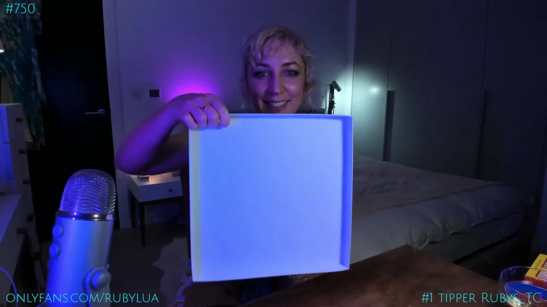 Gallery image thumbnail from Ruby_Lua's myfreecams stream on, 04/14/2023, 23:31 image 18 of 20