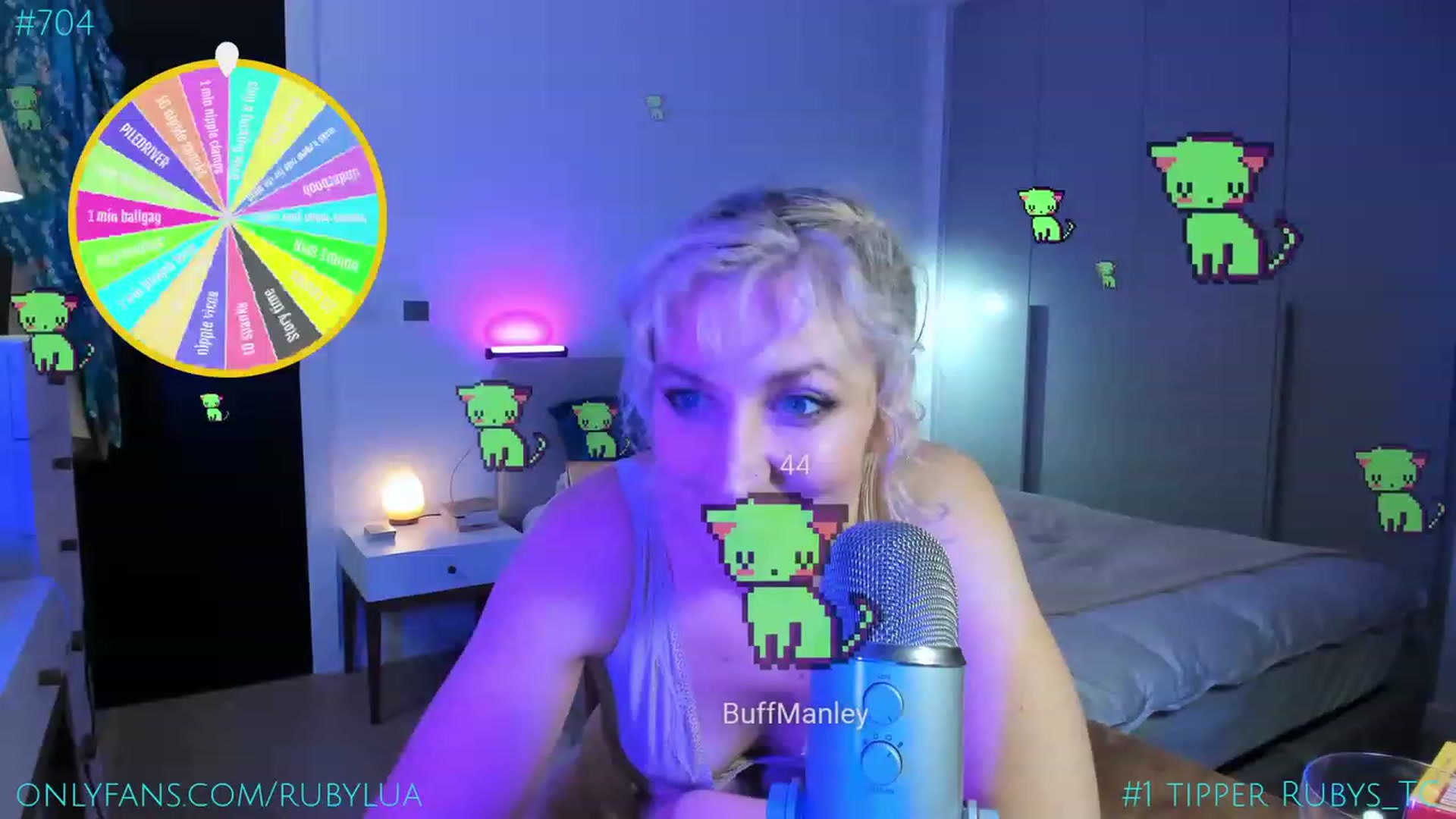 Gallery image thumbnail from Ruby_Lua's myfreecams stream on, 04/15/2023, 24:38 image 9 of 20