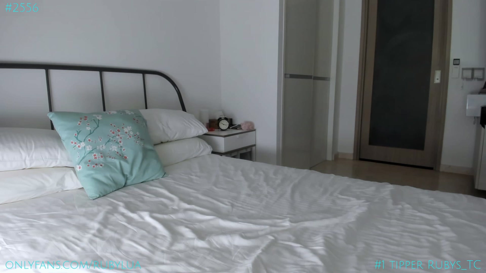 Gallery image thumbnail from Ruby_Lua's myfreecams stream on, 05/12/2023, 05:03 image 4 of 20