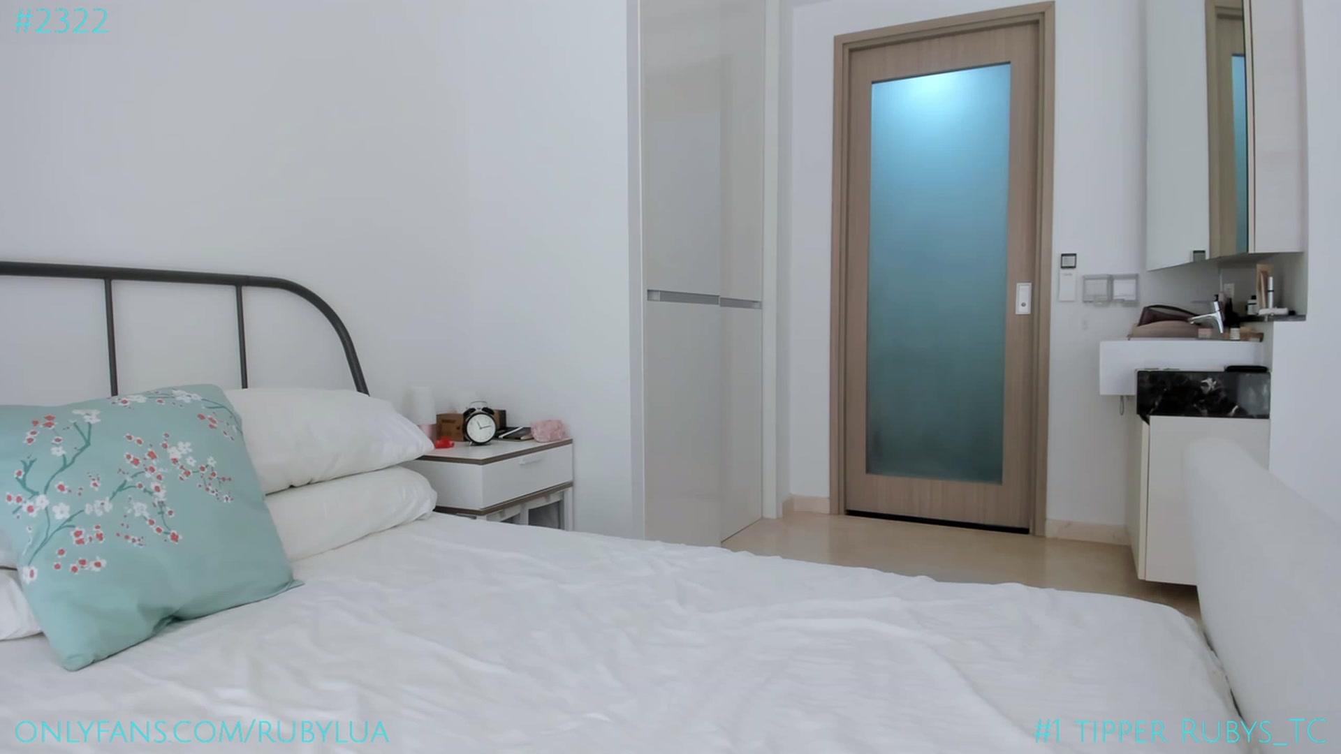 Gallery image thumbnail from Ruby_Lua's myfreecams stream on, 05/12/2023, 05:03 image 10 of 20