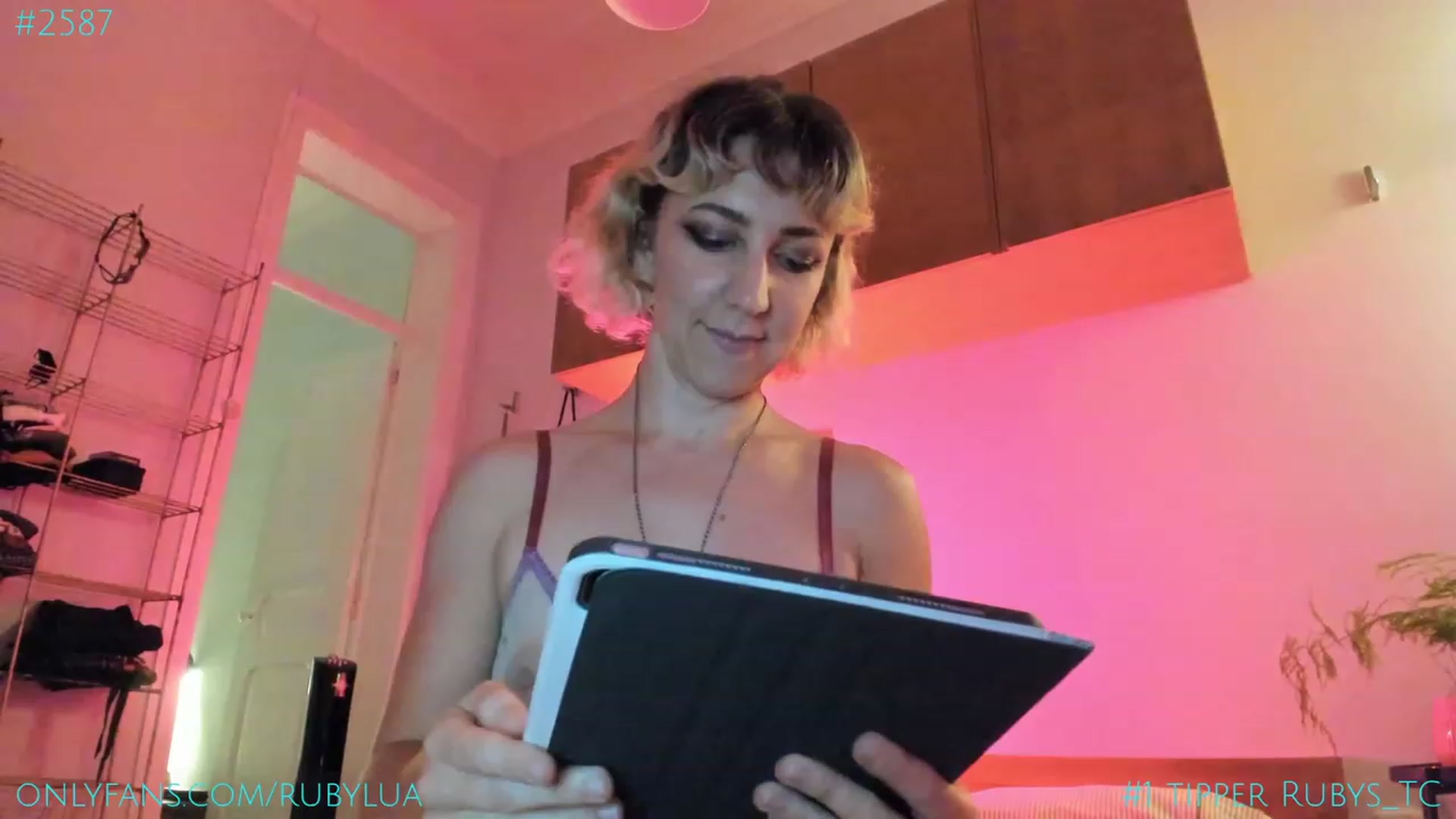 Gallery image thumbnail from Ruby_Lua's myfreecams stream on, 09/08/2023, 22:48 image 1 of 20