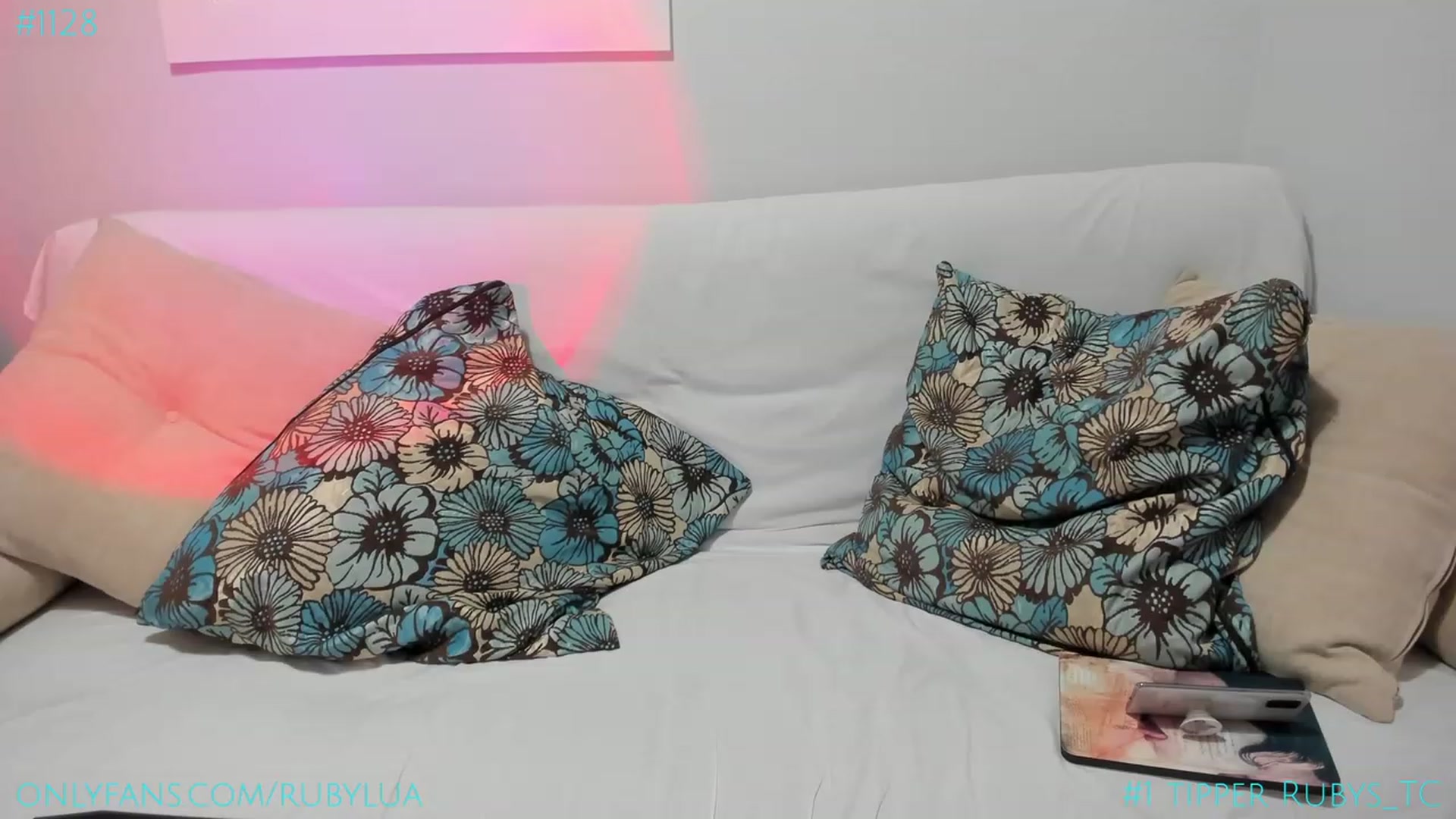 Gallery image thumbnail from Ruby_Lua's myfreecams stream on, 09/15/2023, 21:46 image 17 of 20