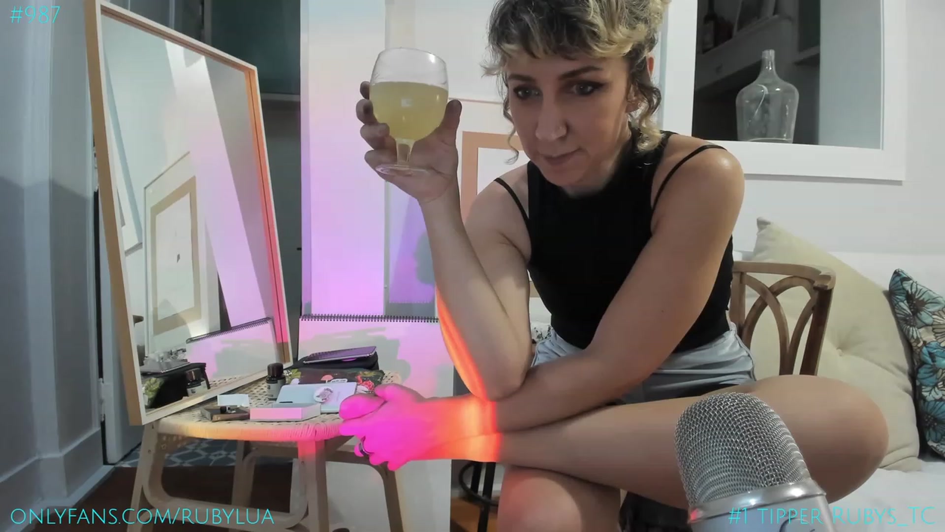 Gallery image thumbnail from Ruby_Lua's myfreecams stream on, 09/17/2023, 21:41 image 5 of 20