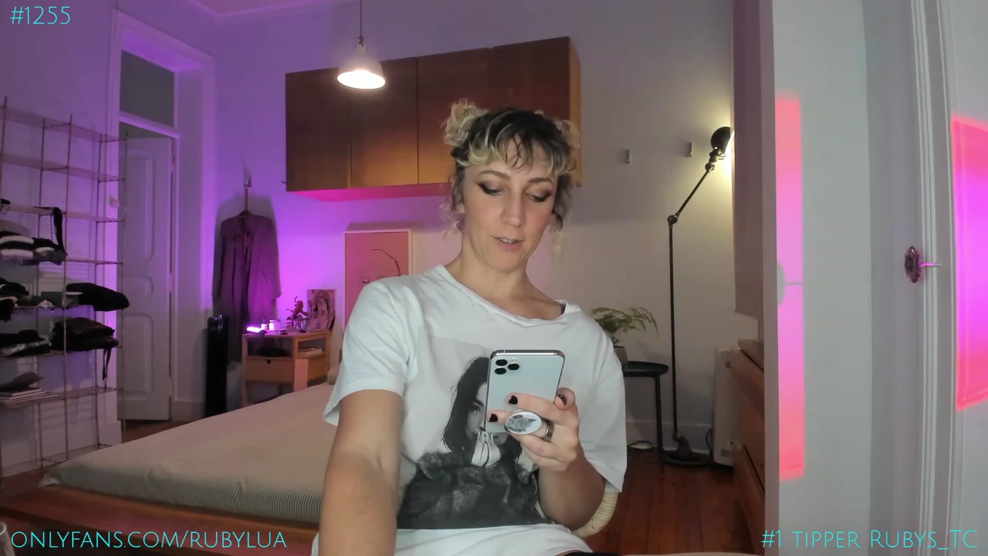 Gallery image thumbnail from Ruby_Lua's myfreecams stream on, 09/22/2023, 20:02 image 17 of 20
