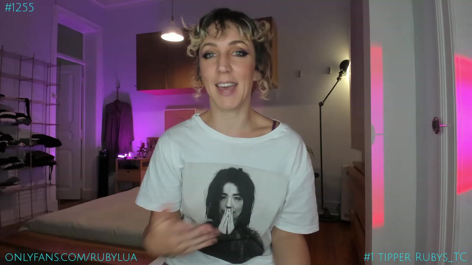 Gallery image thumbnail from Ruby_Lua's myfreecams stream on, 09/22/2023, 20:02 image 4 of 20