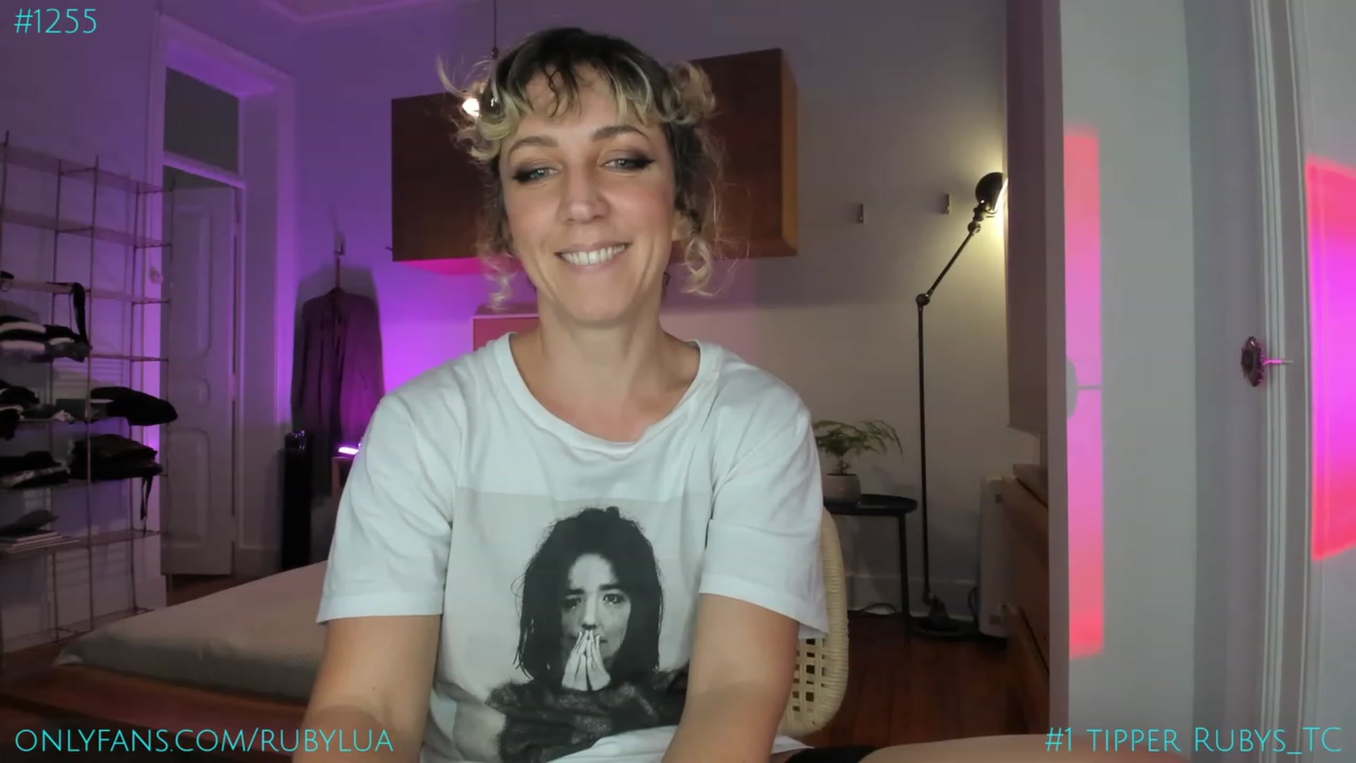 Gallery image thumbnail from Ruby_Lua's myfreecams stream on, 09/22/2023, 20:02 image 14 of 20