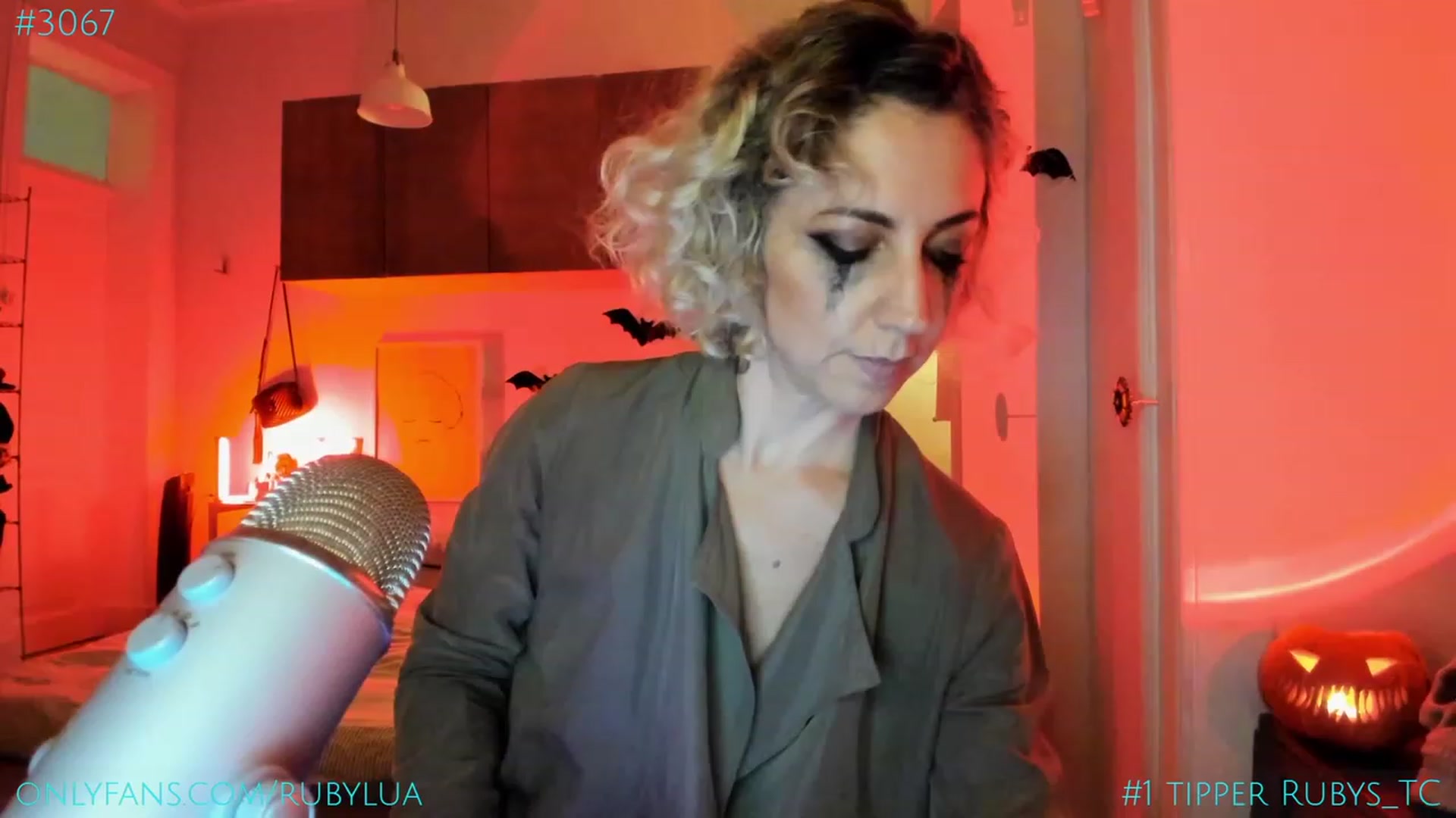 Gallery image thumbnail from Ruby_Lua's myfreecams stream on, 10/31/2023, 23:08 image 12 of 20