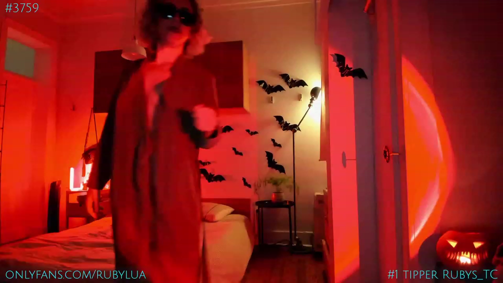 Gallery image thumbnail from Ruby_Lua's myfreecams stream on, 10/31/2023, 23:08 image 2 of 20