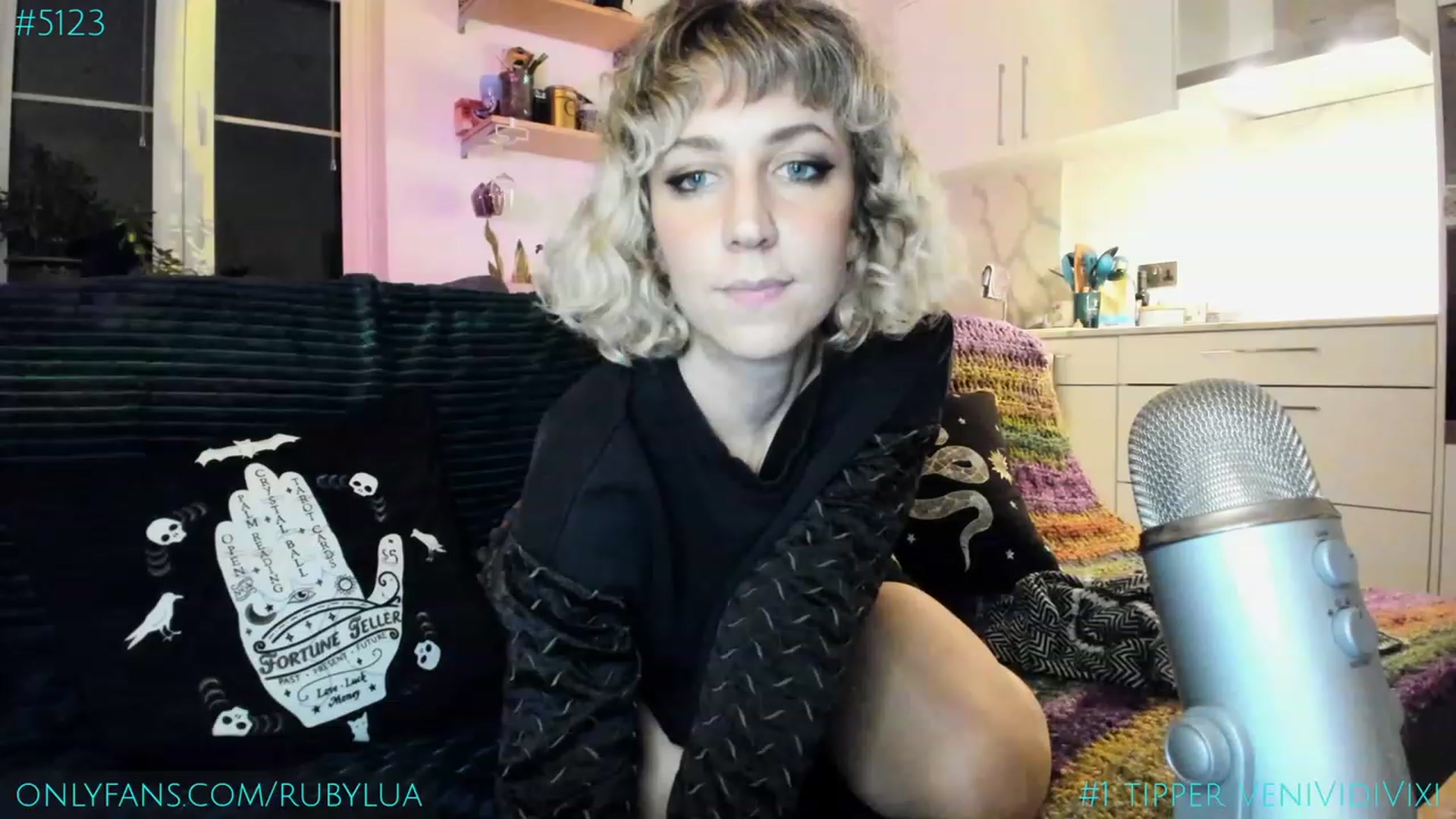 Gallery image thumbnail from Ruby_Lua's myfreecams stream on, 11/22/2023, 22:43 image 11 of 20