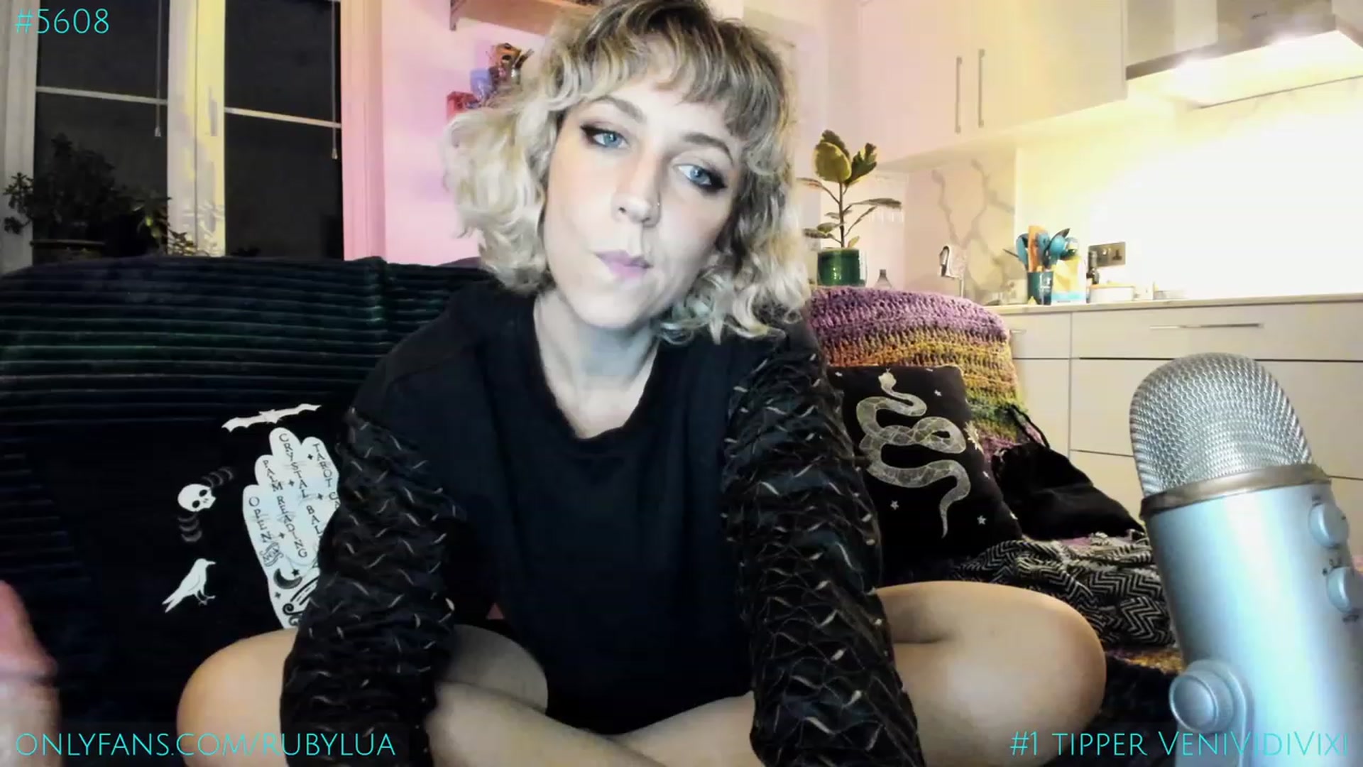 Gallery image thumbnail from Ruby_Lua's myfreecams stream on, 11/22/2023, 22:43 image 8 of 20