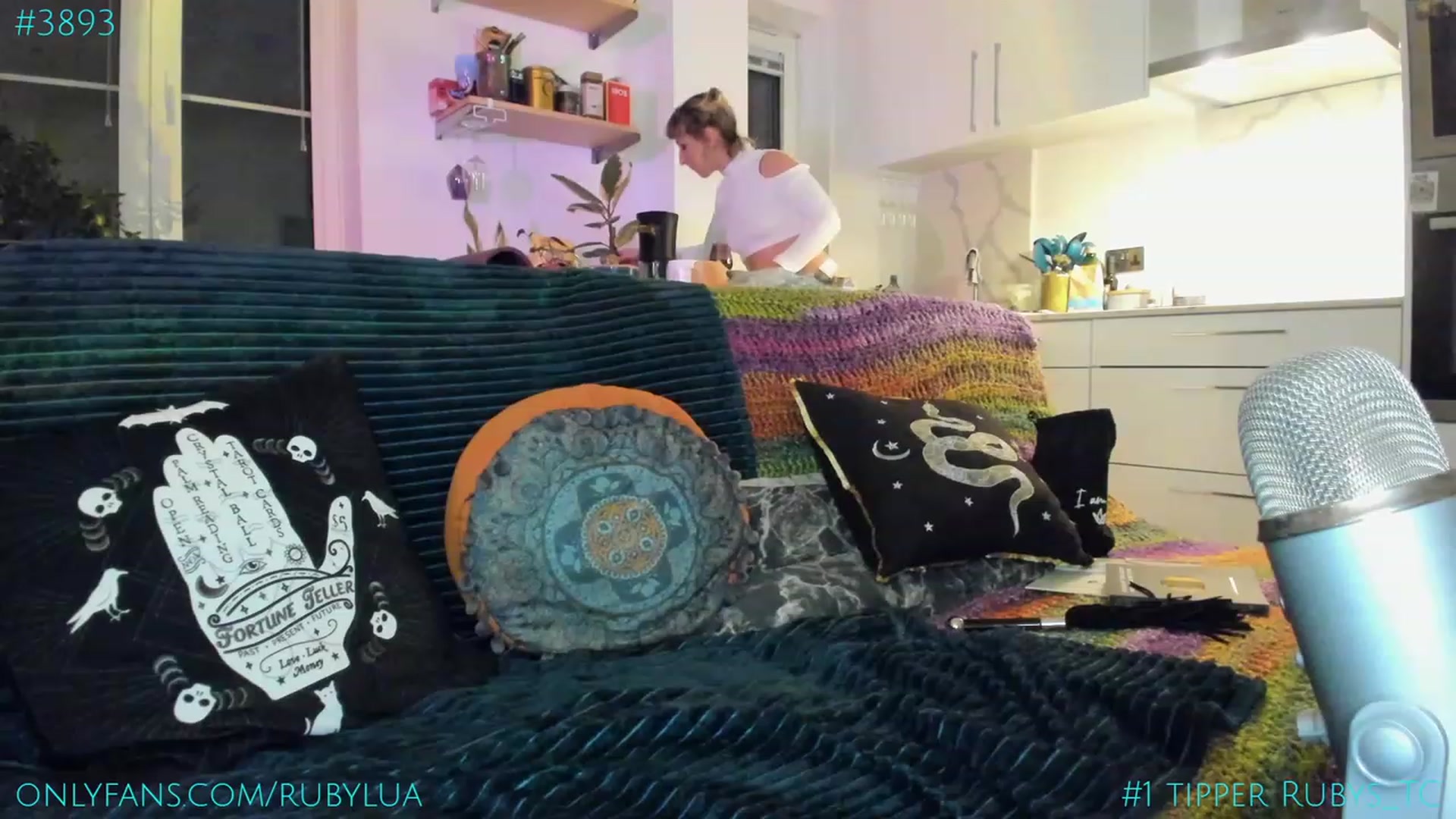 Gallery image thumbnail from Ruby_Lua's myfreecams stream on, 11/23/2023, 21:19 image 15 of 20