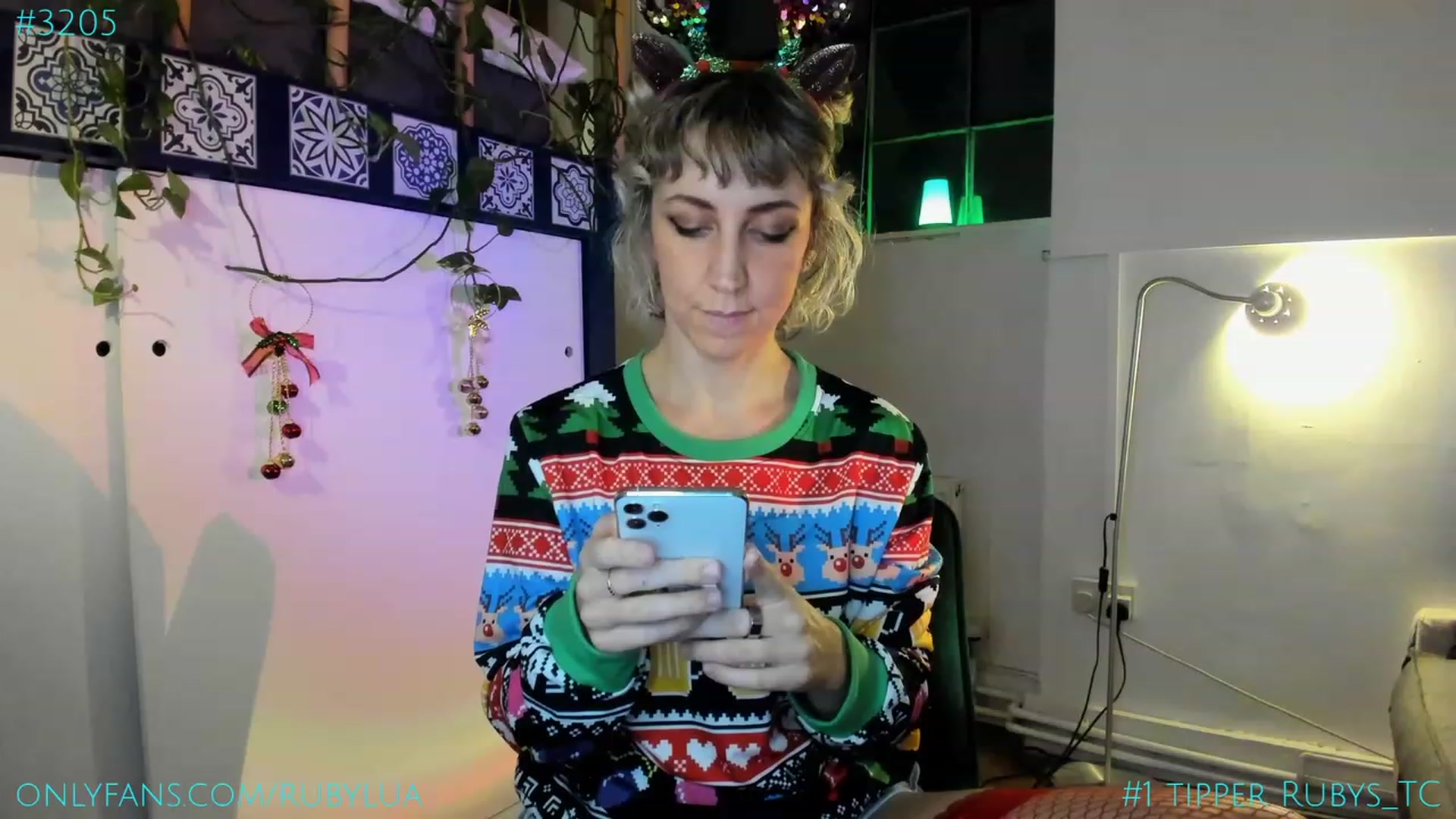 Gallery image thumbnail from Ruby_Lua's myfreecams stream on, 12/16/2023, 23:37 image 8 of 20