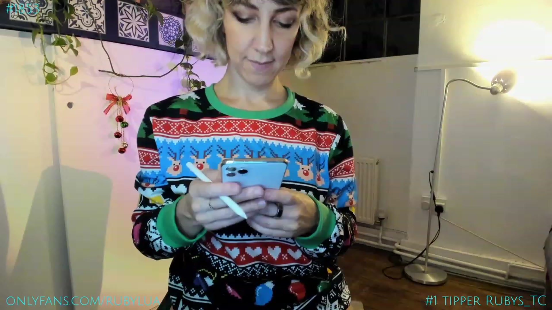 Gallery image thumbnail from Ruby_Lua's myfreecams stream on, 12/20/2023, 22:26 image 18 of 20