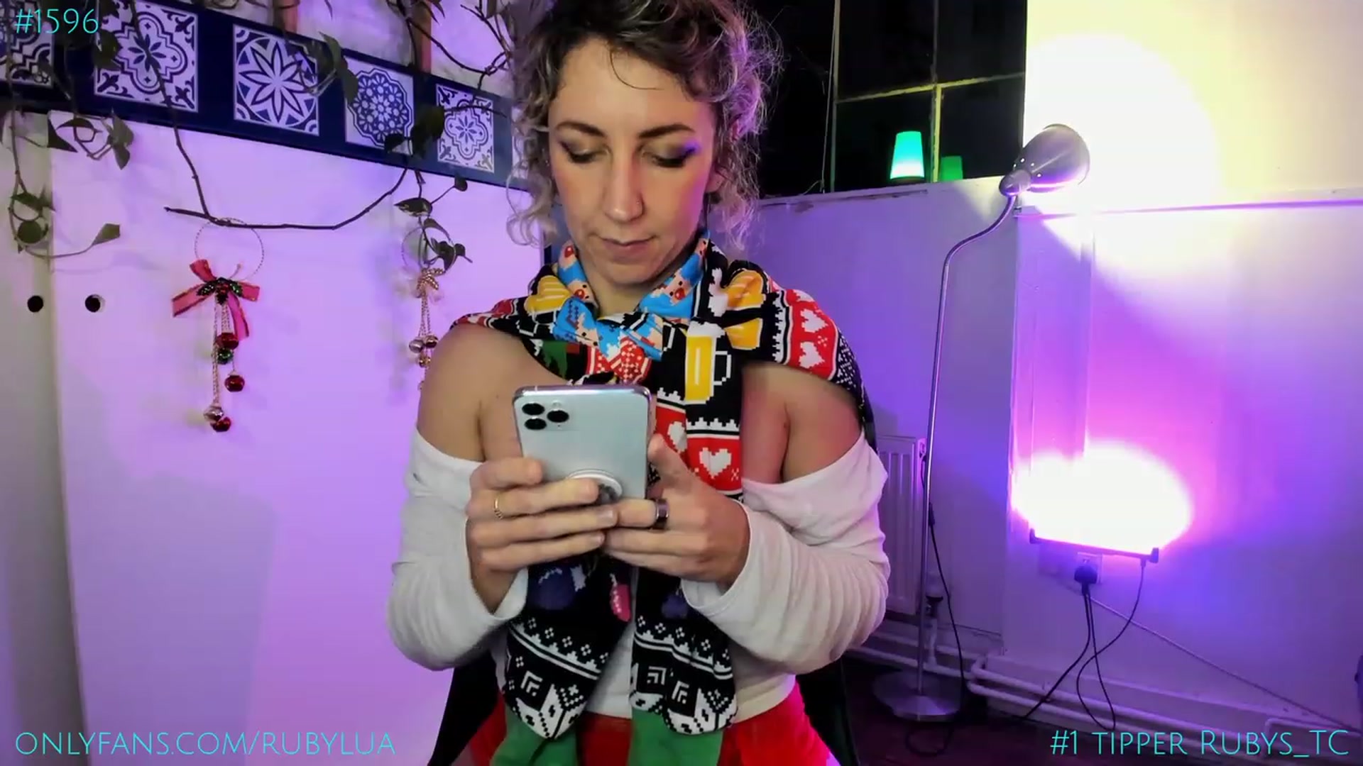 Gallery image thumbnail from Ruby_Lua's myfreecams stream on, 12/23/2023, 18:37 image 18 of 20