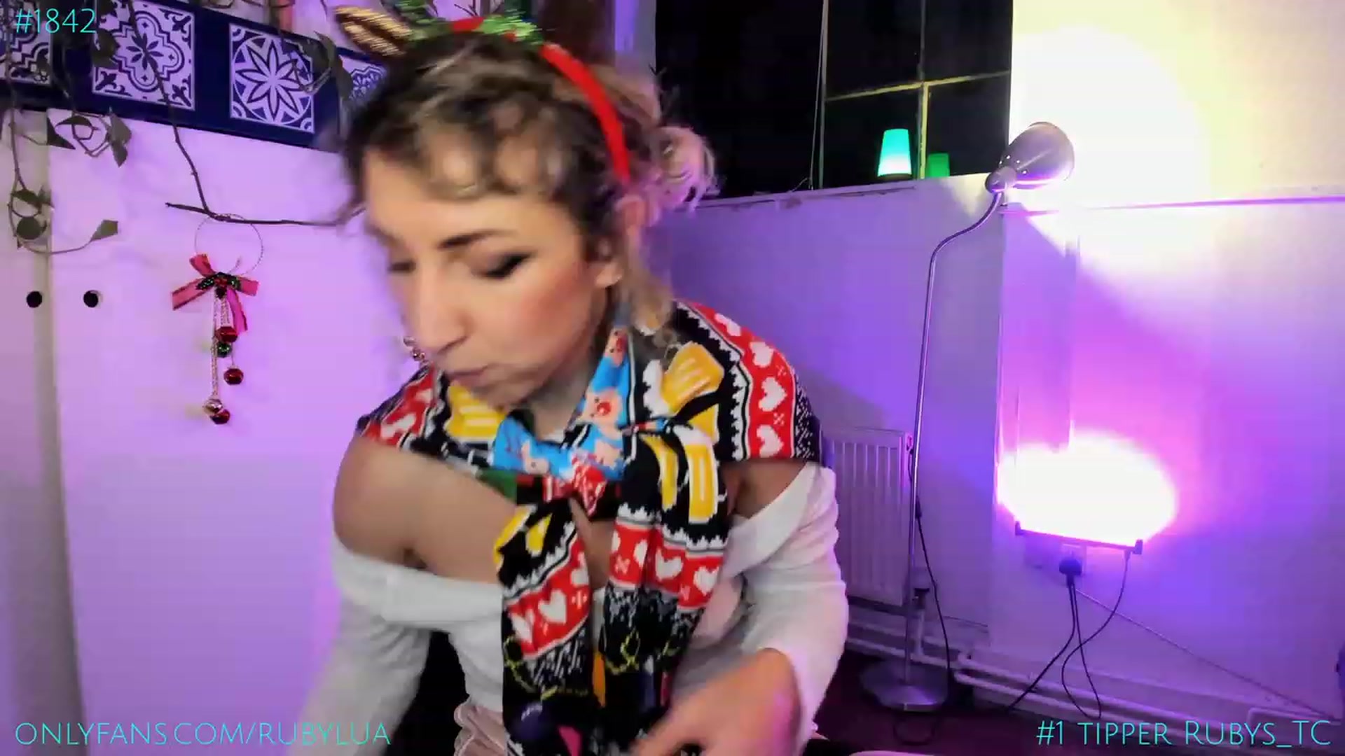 Gallery image thumbnail from Ruby_Lua's myfreecams stream on, 12/23/2023, 18:37 image 1 of 20