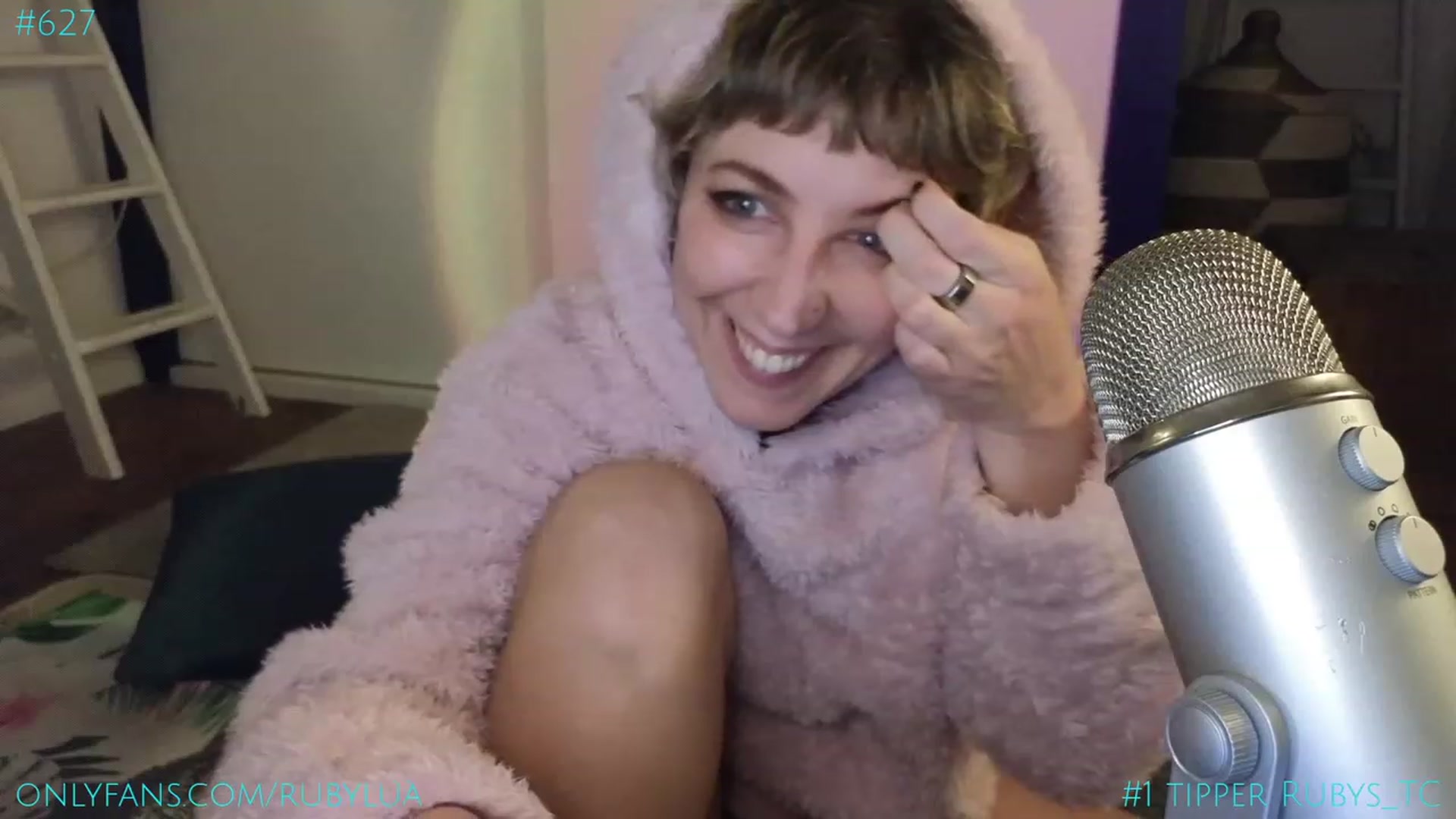 Gallery image thumbnail from Ruby_Lua's myfreecams stream on, 01/21/2024, 01:26 image 19 of 20