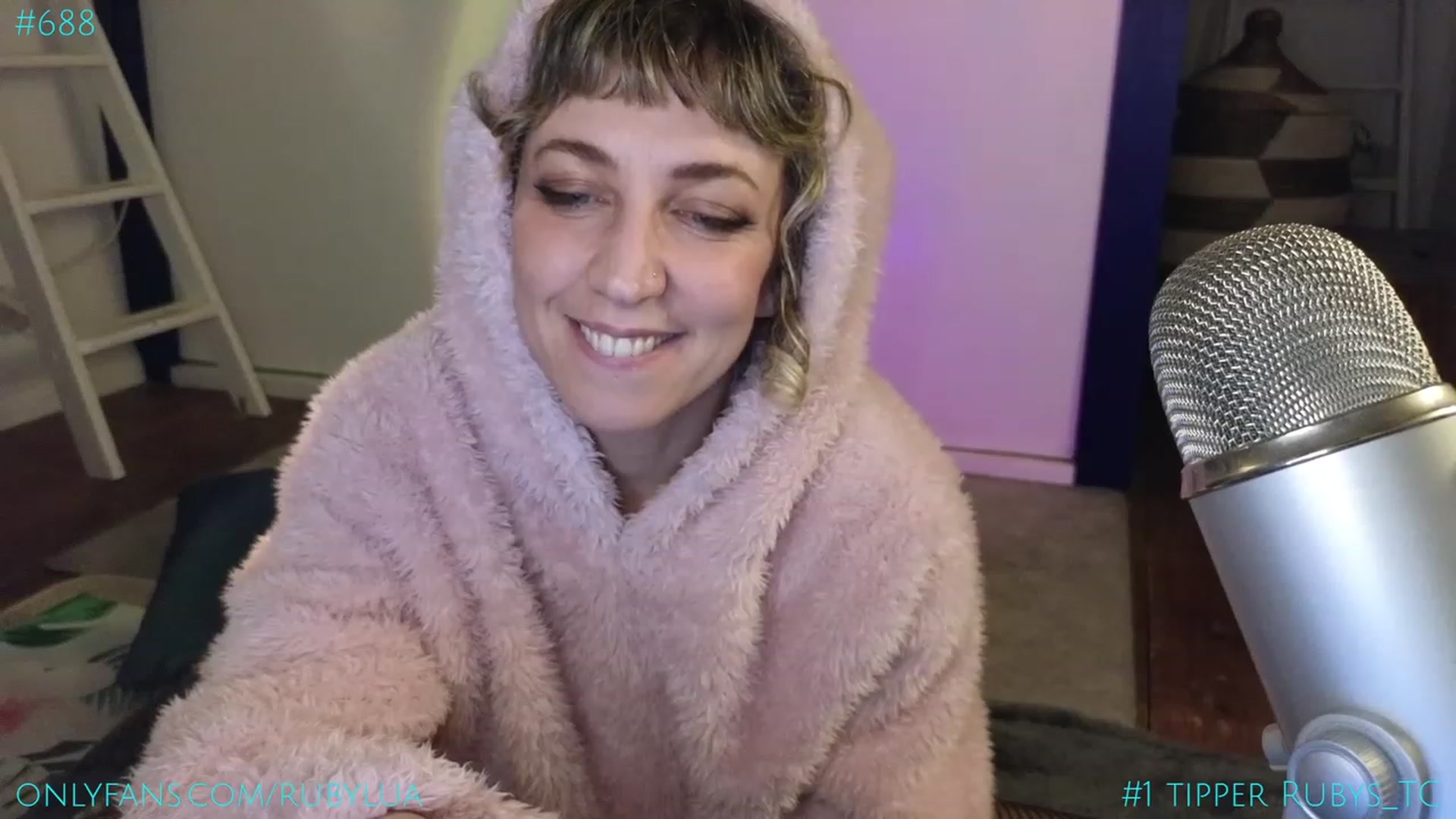 Gallery image thumbnail from Ruby_Lua's myfreecams stream on, 01/21/2024, 01:26 image 3 of 20