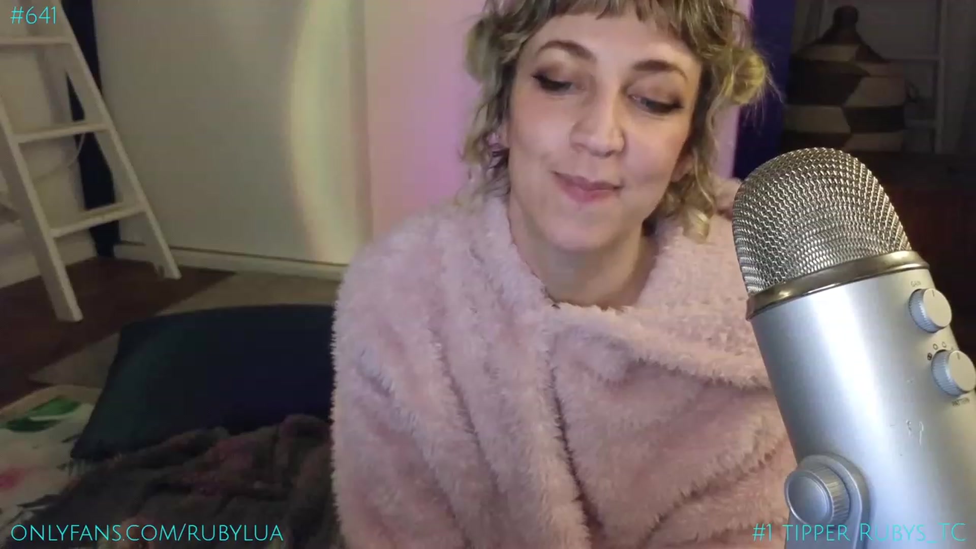 Gallery image thumbnail from Ruby_Lua's myfreecams stream on, 01/21/2024, 01:26 image 10 of 20