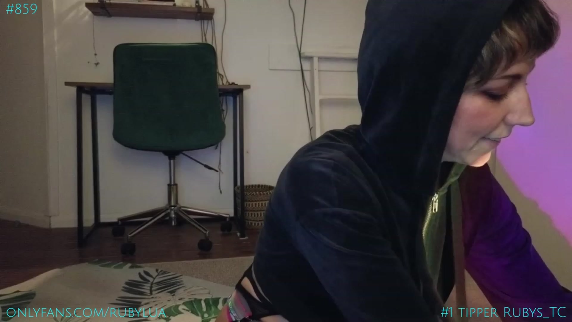 Gallery image thumbnail from Ruby_Lua's myfreecams stream on, 02/01/2024, 21:57 image 4 of 20