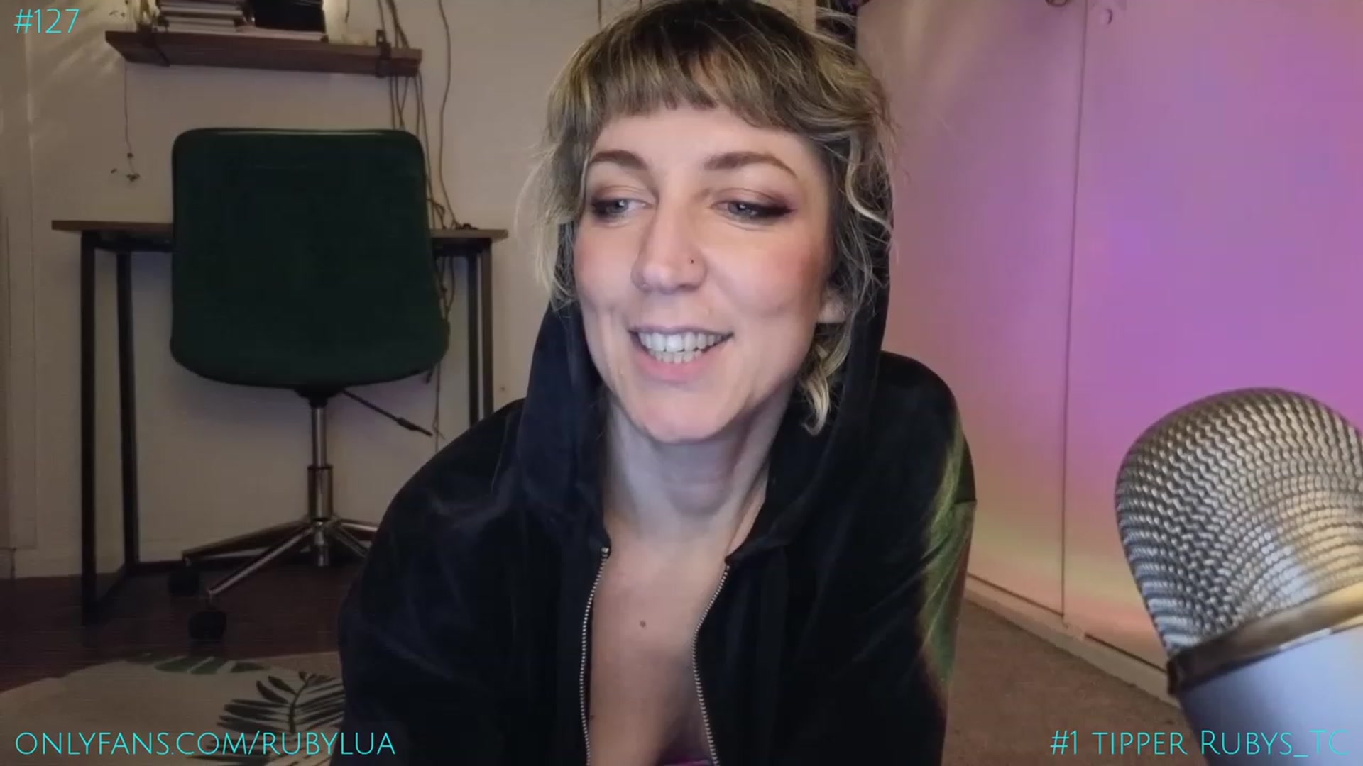Gallery image thumbnail from Ruby_Lua's myfreecams stream on, 02/01/2024, 23:48 image 18 of 20