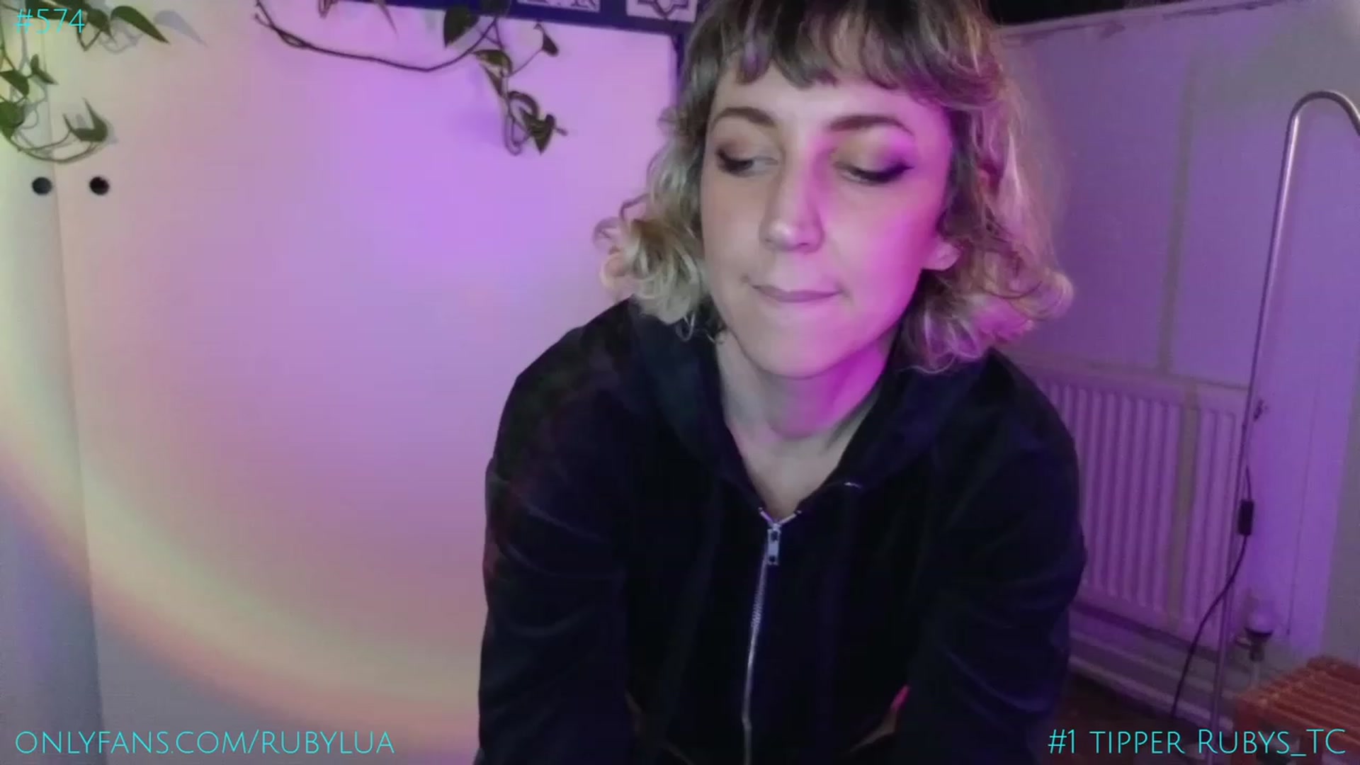 Gallery image thumbnail from Ruby_Lua's myfreecams stream on, 02/09/2024, 21:58 image 13 of 20
