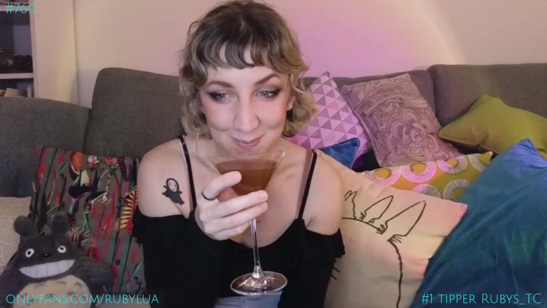 Gallery image thumbnail from Ruby_Lua's myfreecams stream on, 02/24/2024, 20:43 image 1 of 20