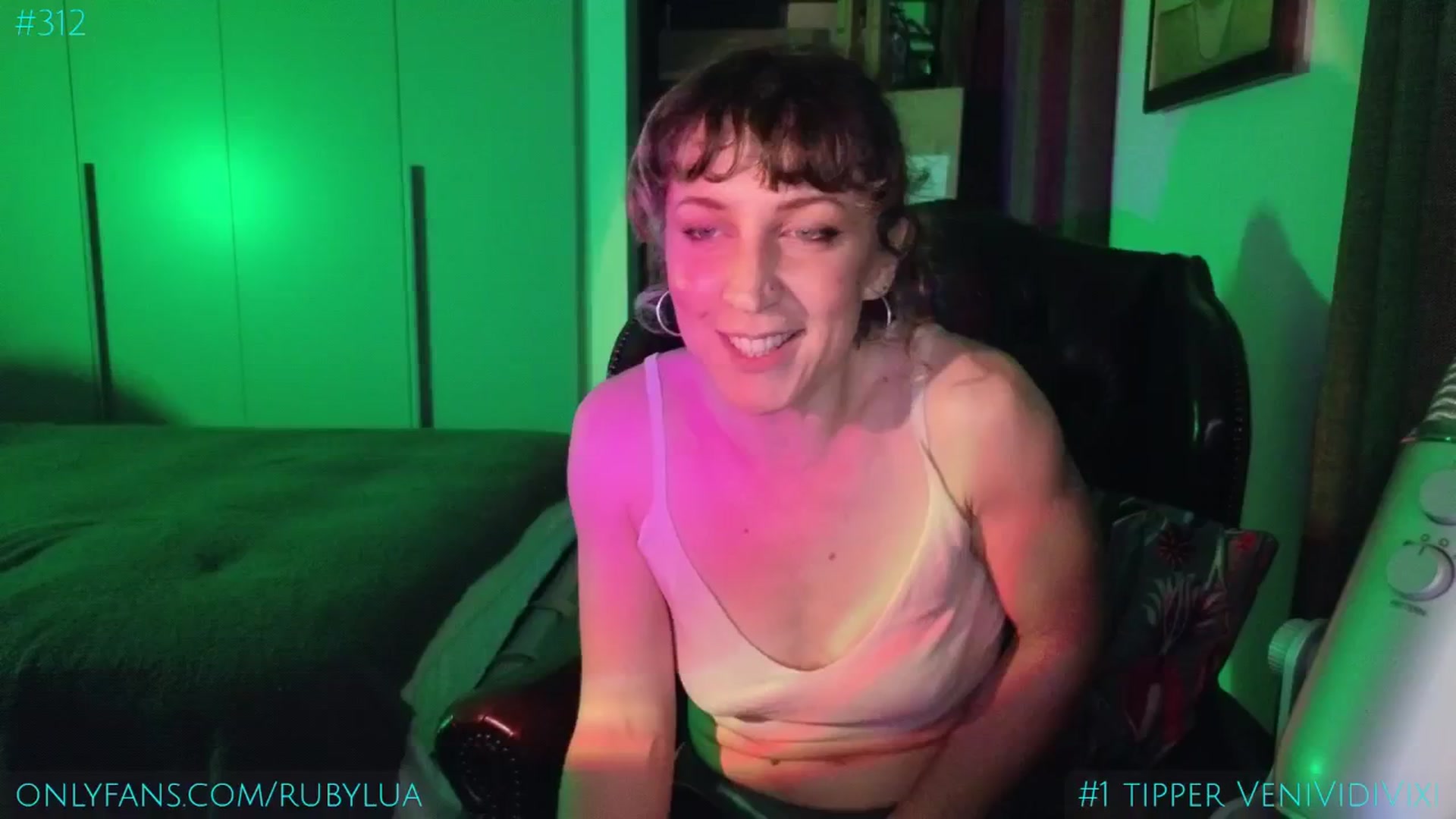 Gallery image thumbnail from Ruby_Lua's myfreecams stream on, 05/09/2024, 20:40 image 1 of 20