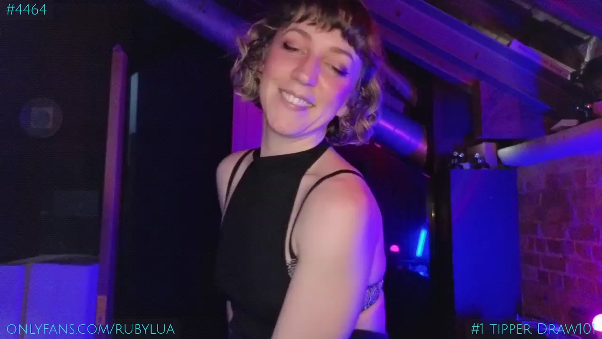 Gallery image thumbnail from Ruby_Lua's myfreecams stream on, 07/05/2024, 20:52 image 1 of 20