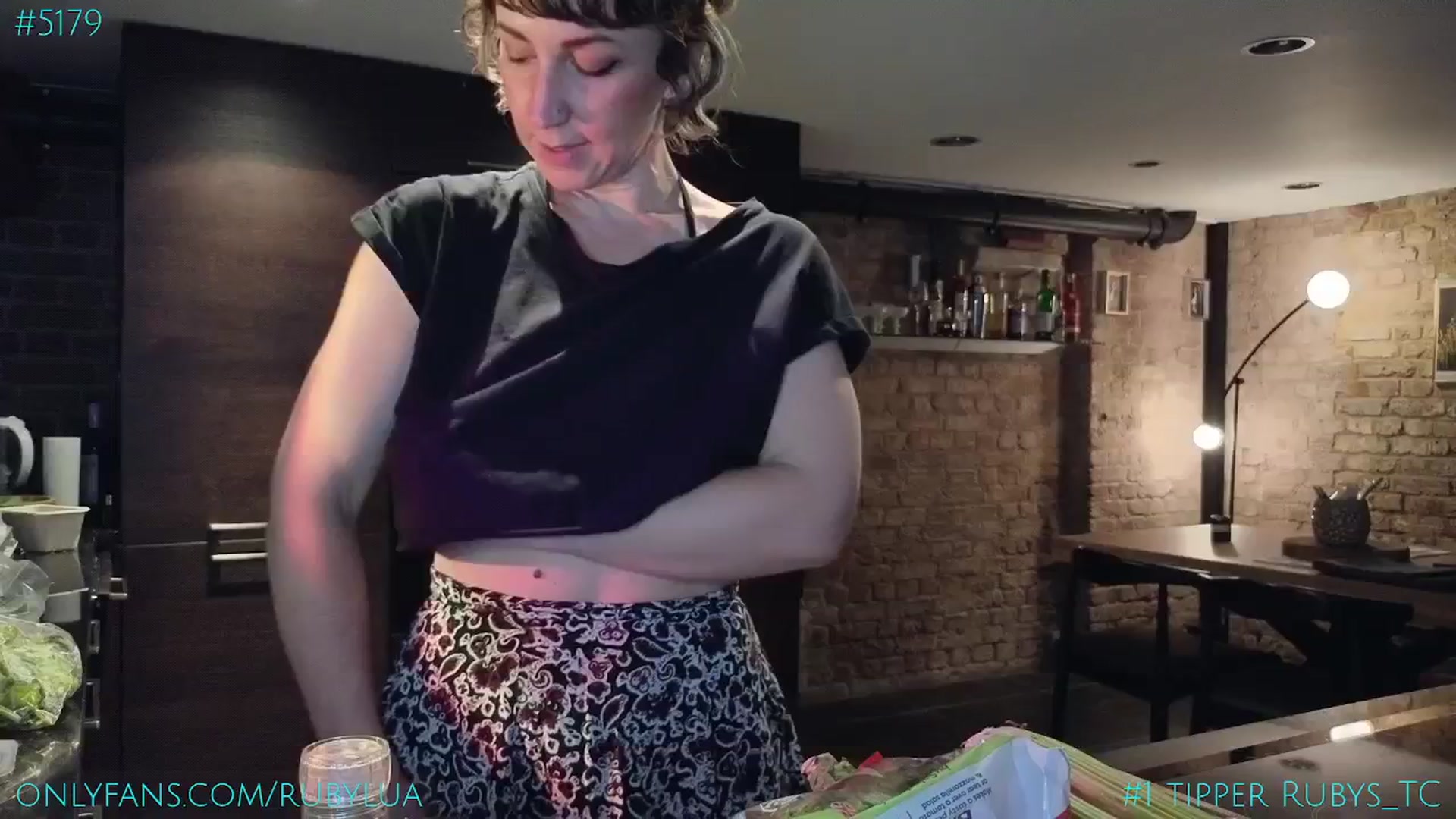 Gallery image thumbnail from Ruby_Lua's myfreecams stream on, 07/19/2024, 19:44 image 13 of 20