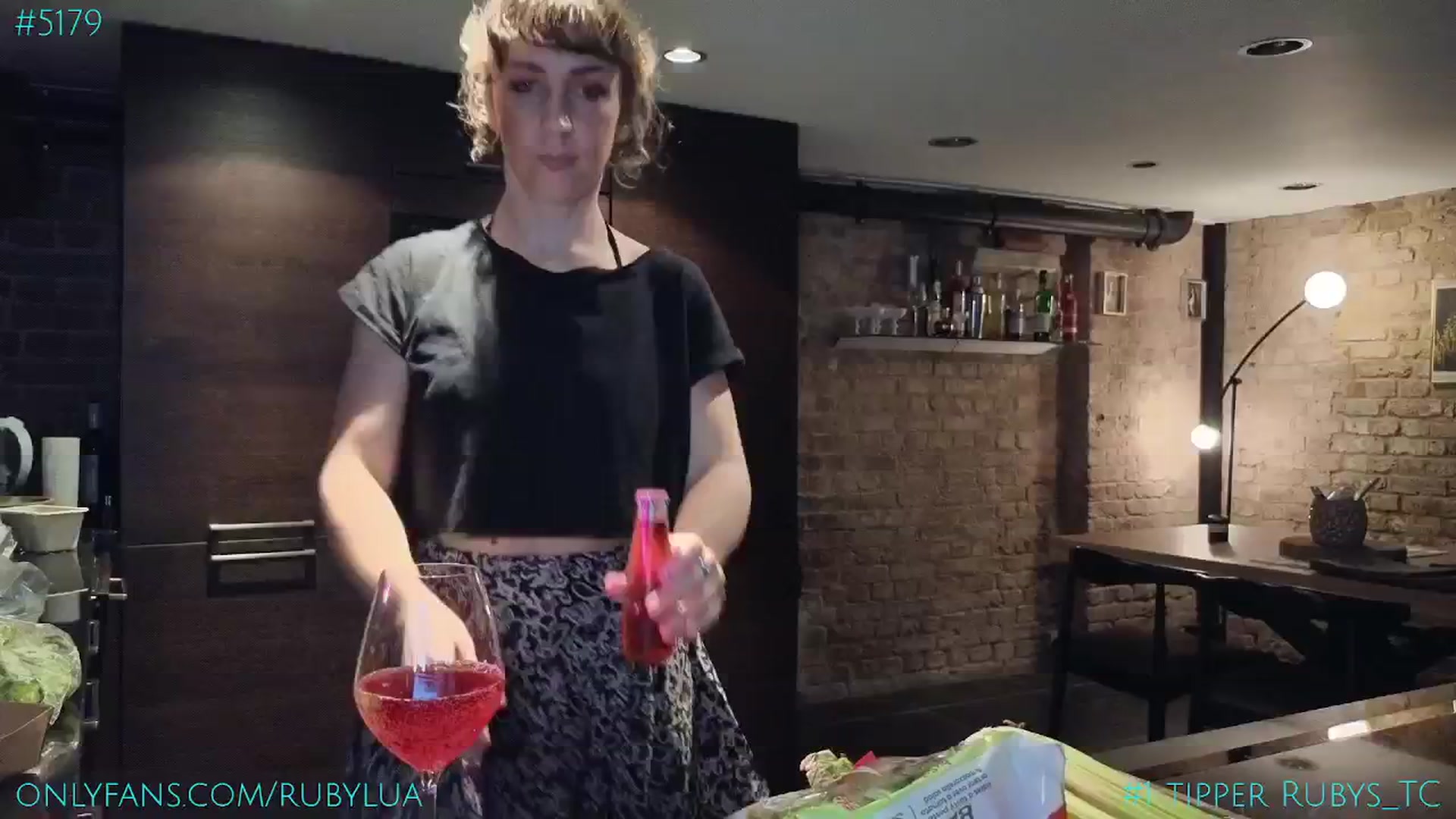 Gallery image thumbnail from Ruby_Lua's myfreecams stream on, 07/19/2024, 19:44 image 10 of 20