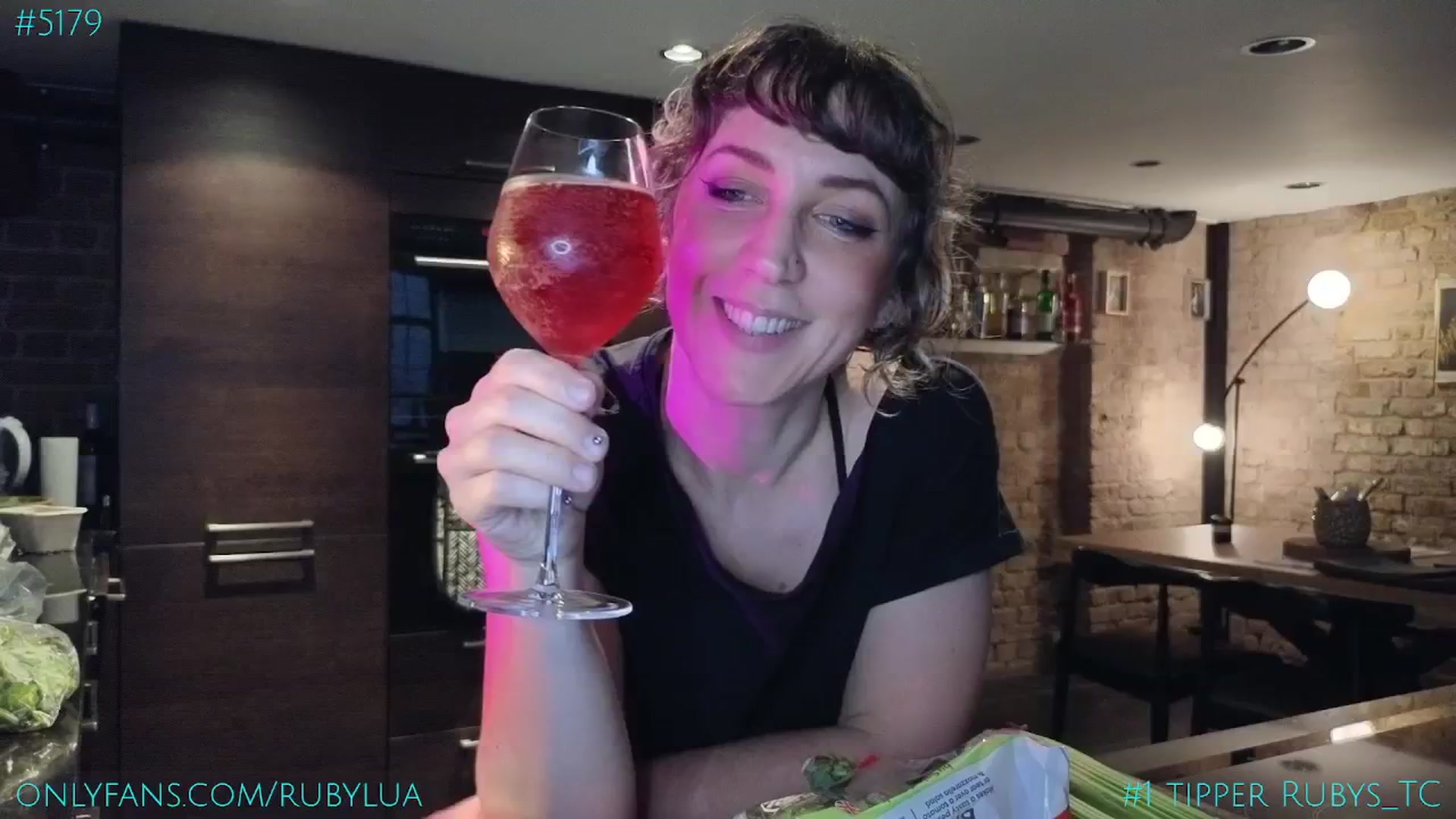Gallery image thumbnail from Ruby_Lua's myfreecams stream on, 07/19/2024, 19:44 image 11 of 20