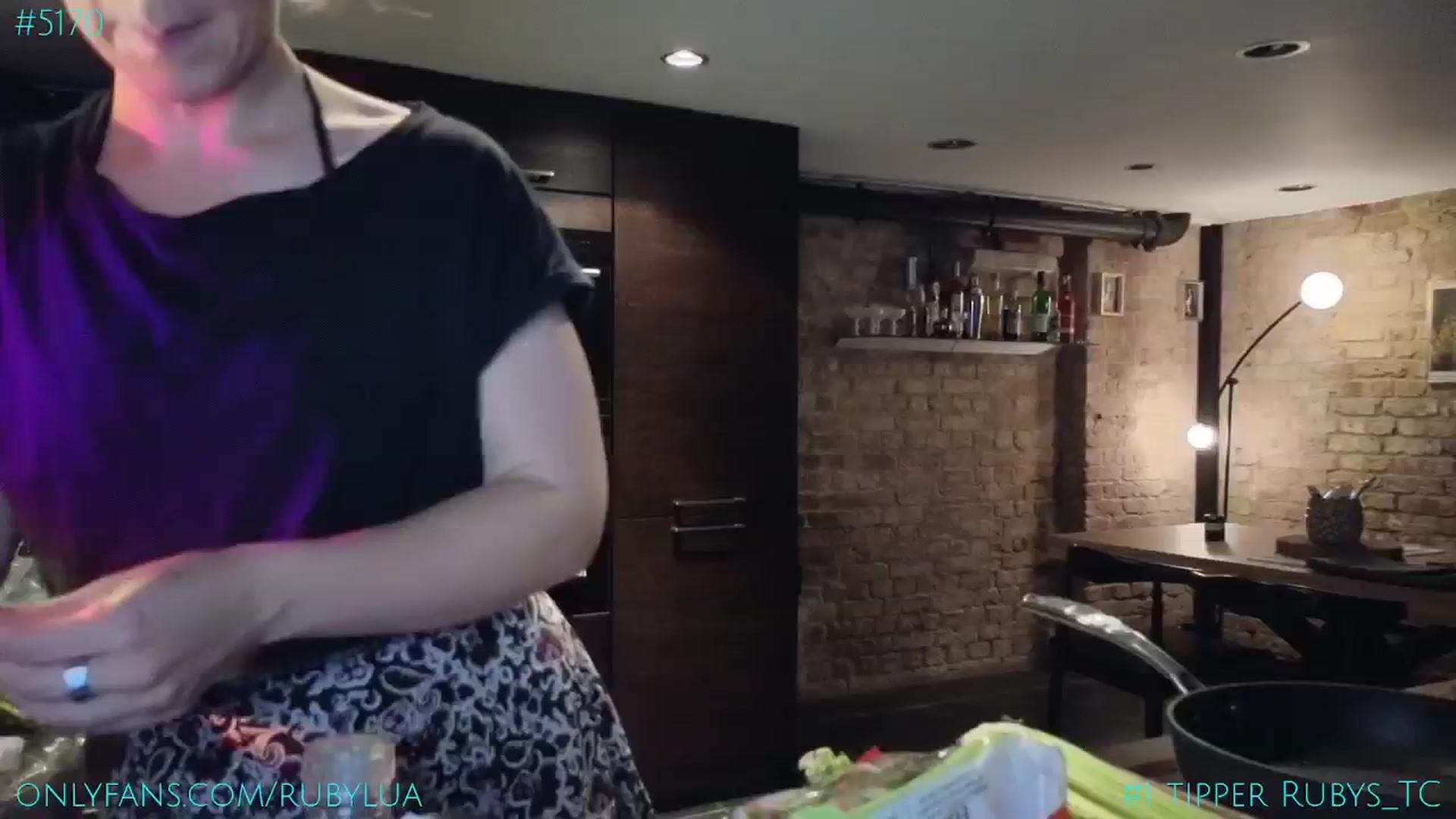 Gallery image thumbnail from Ruby_Lua's myfreecams stream on, 07/19/2024, 19:44 image 17 of 20