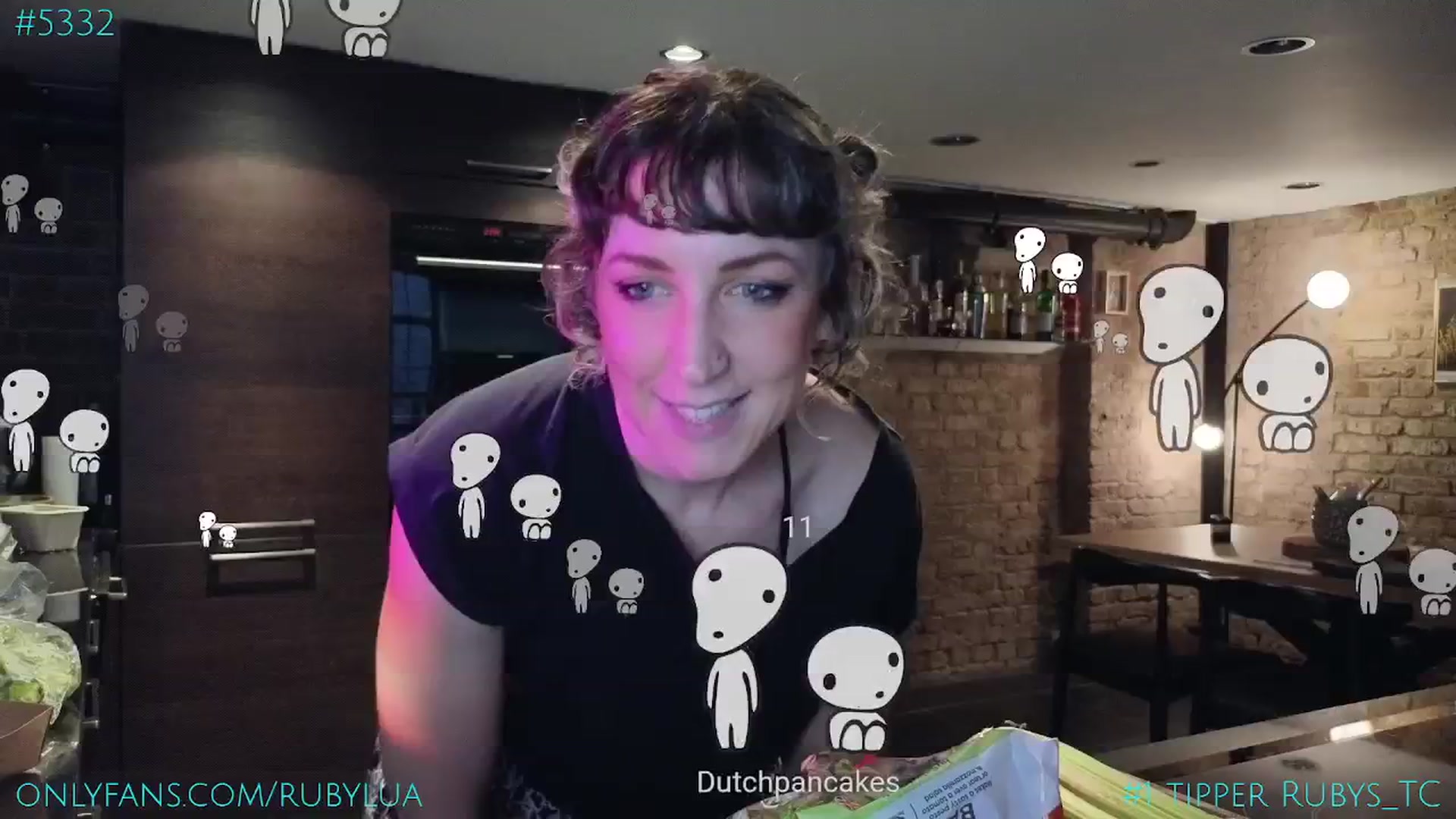 Gallery image thumbnail from Ruby_Lua's myfreecams stream on, 07/19/2024, 19:44 image 8 of 20