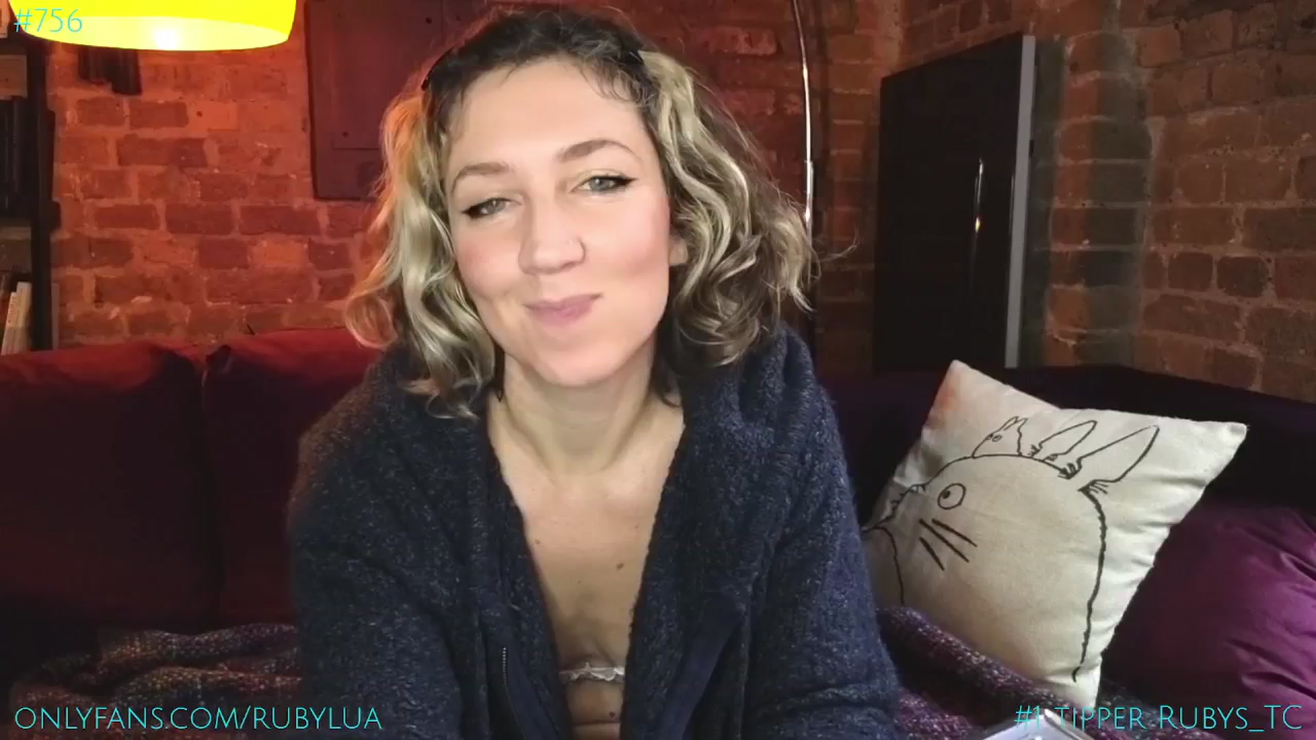 Gallery image thumbnail from Ruby_Lua's myfreecams stream on, 12/12/2024, 11:17 image 6 of 20