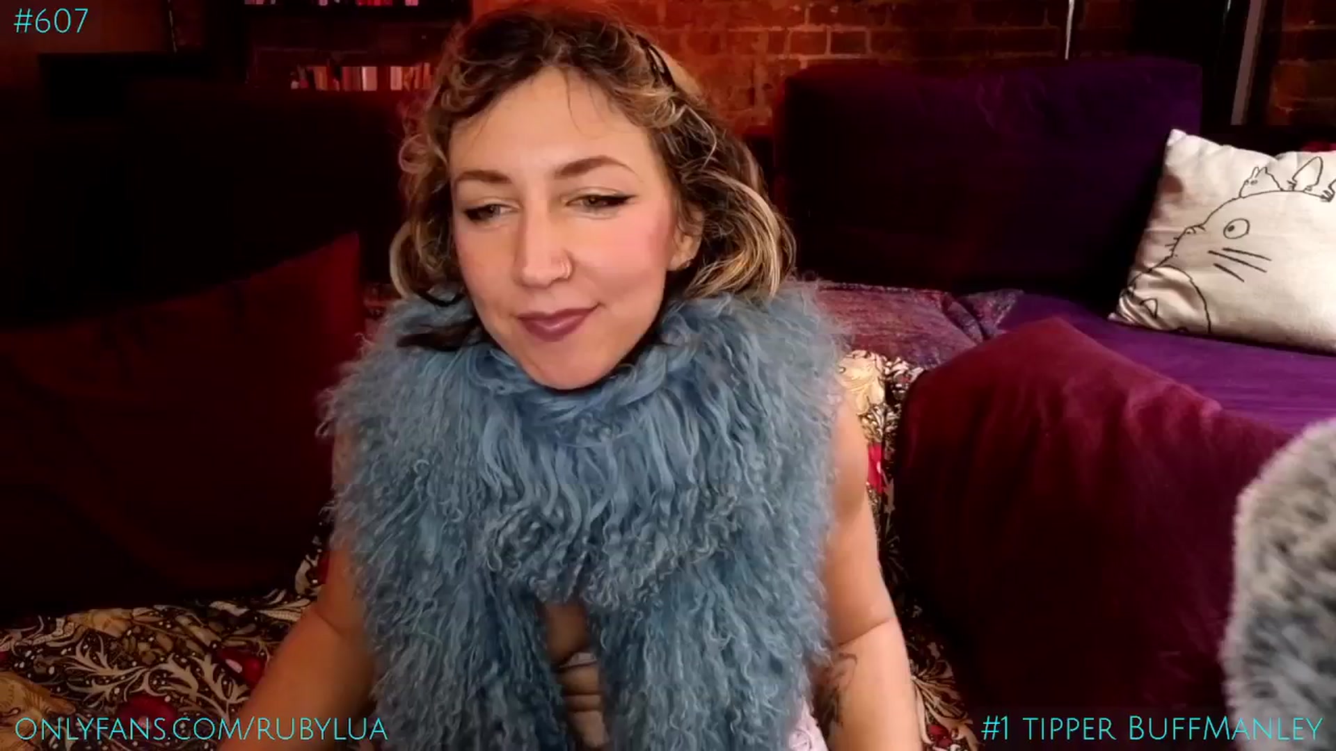 Gallery image thumbnail from Ruby_Lua's myfreecams stream on, 12/18/2024, 14:20 image 9 of 20