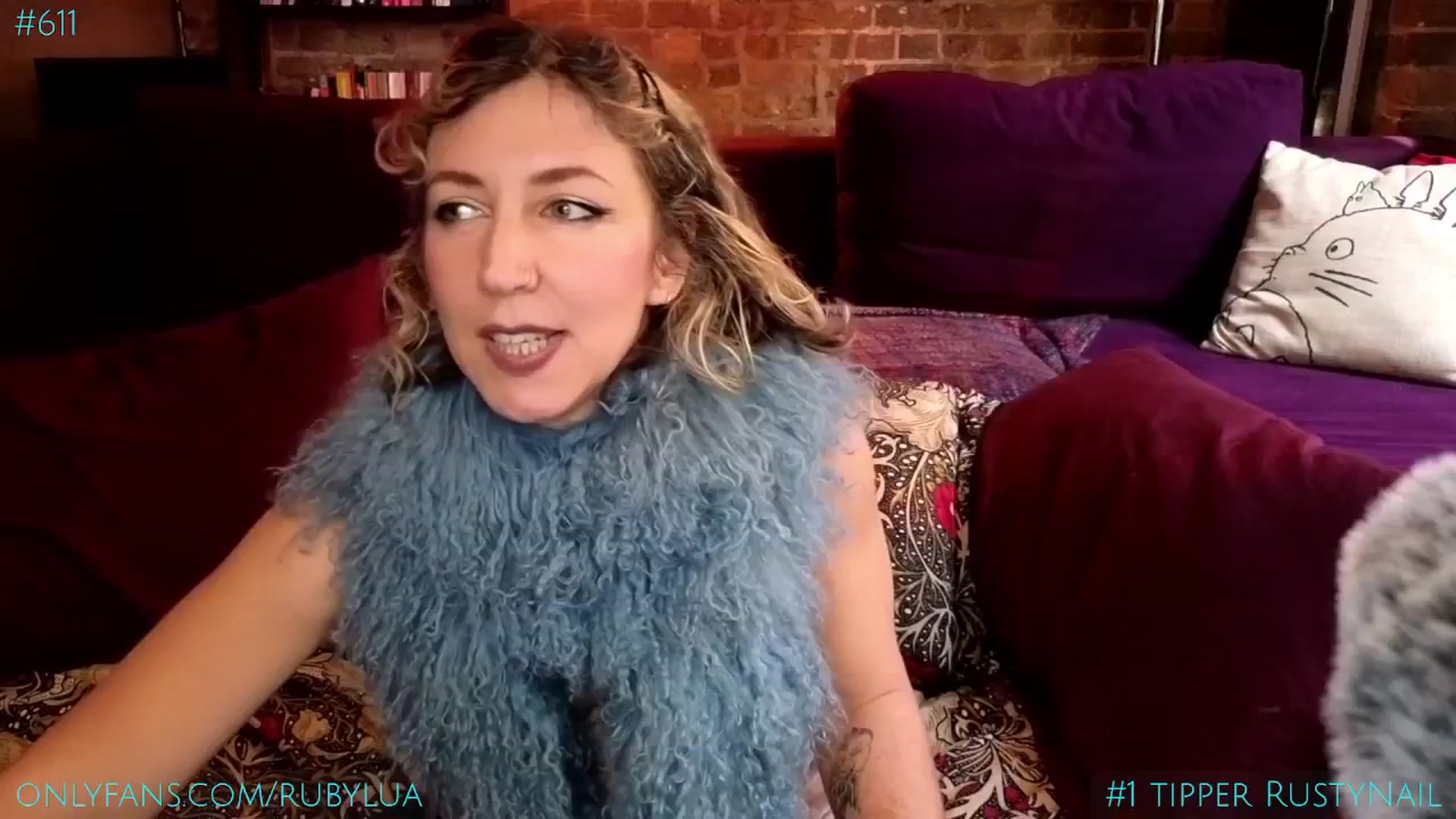Gallery image thumbnail from Ruby_Lua's myfreecams stream on, 12/18/2024, 14:20 image 6 of 20