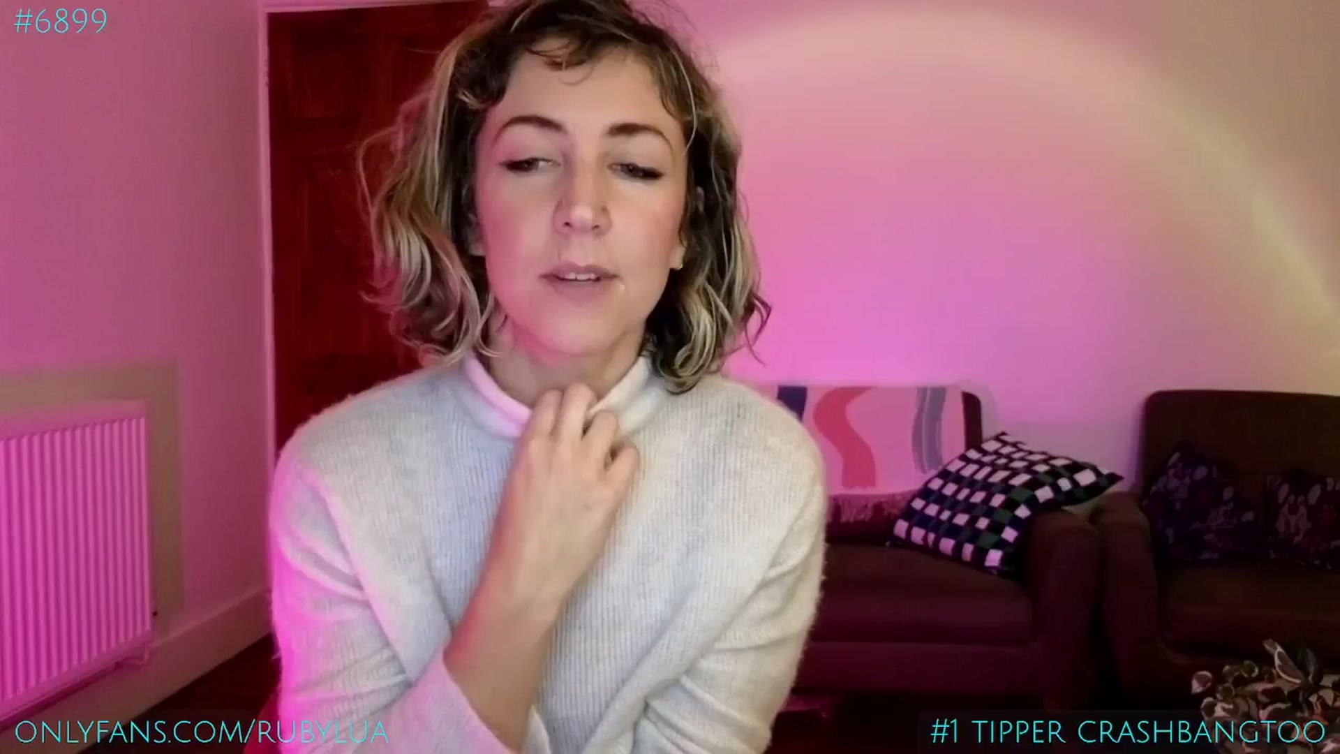 Gallery image thumbnail from Ruby_Lua's myfreecams stream on, 01/25/2025, 22:43 image 15 of 20