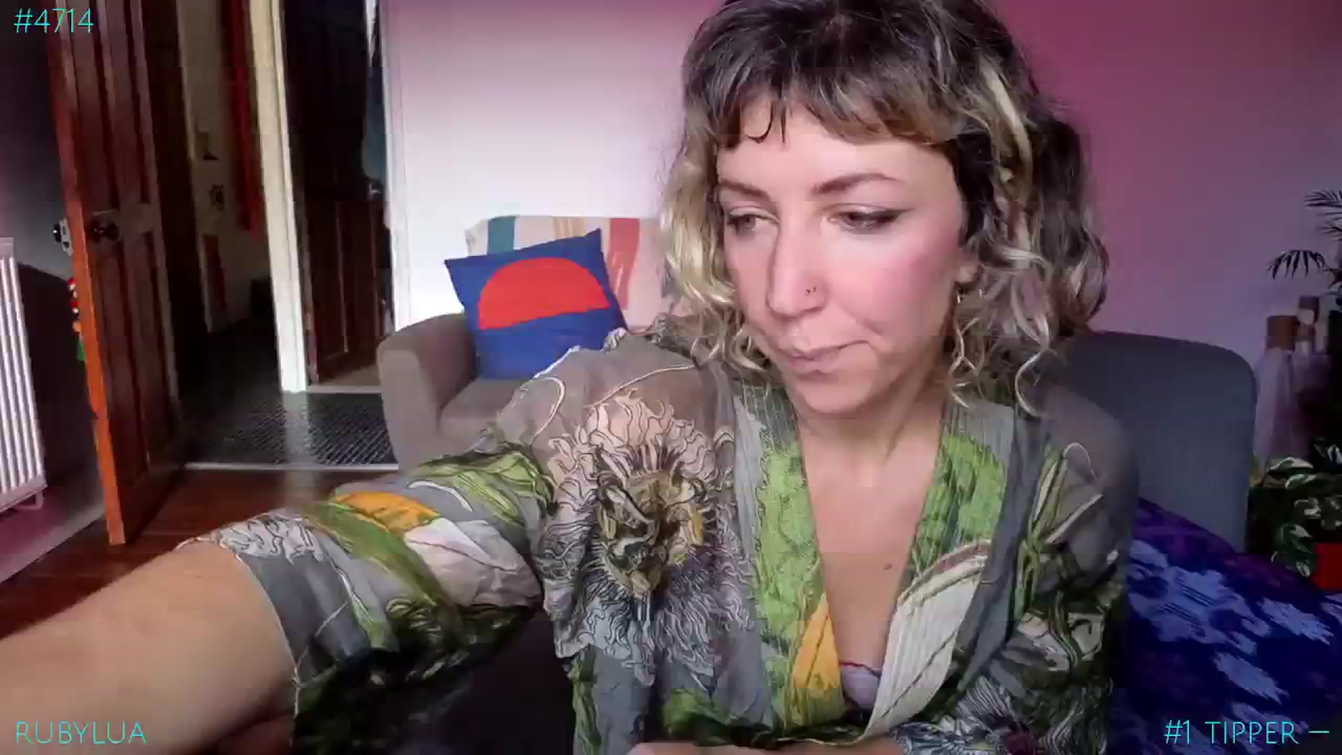 Gallery image thumbnail from Ruby_Lua's myfreecams stream on, 01/27/2025, 11:21 image 18 of 20