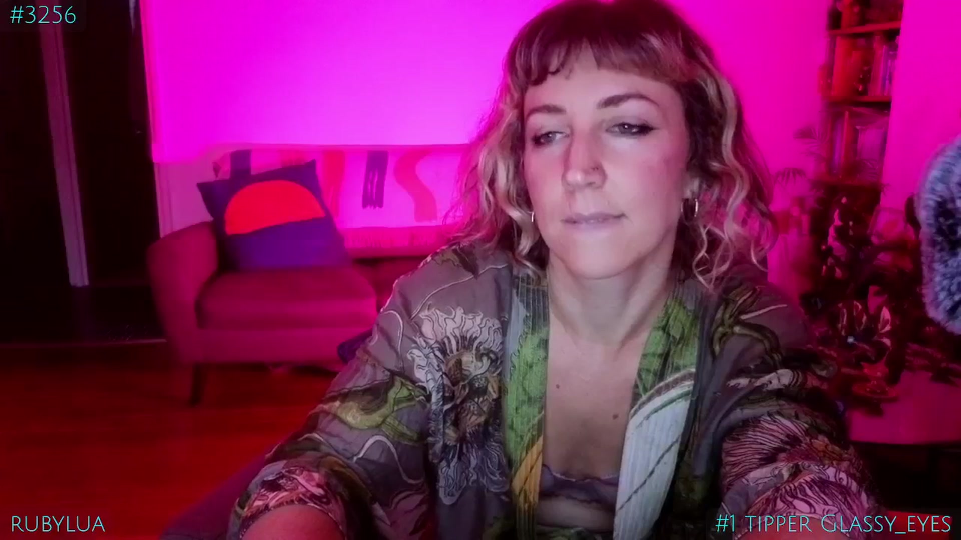 Gallery image thumbnail from Ruby_Lua's myfreecams stream on, 01/27/2025, 14:40 image 16 of 20