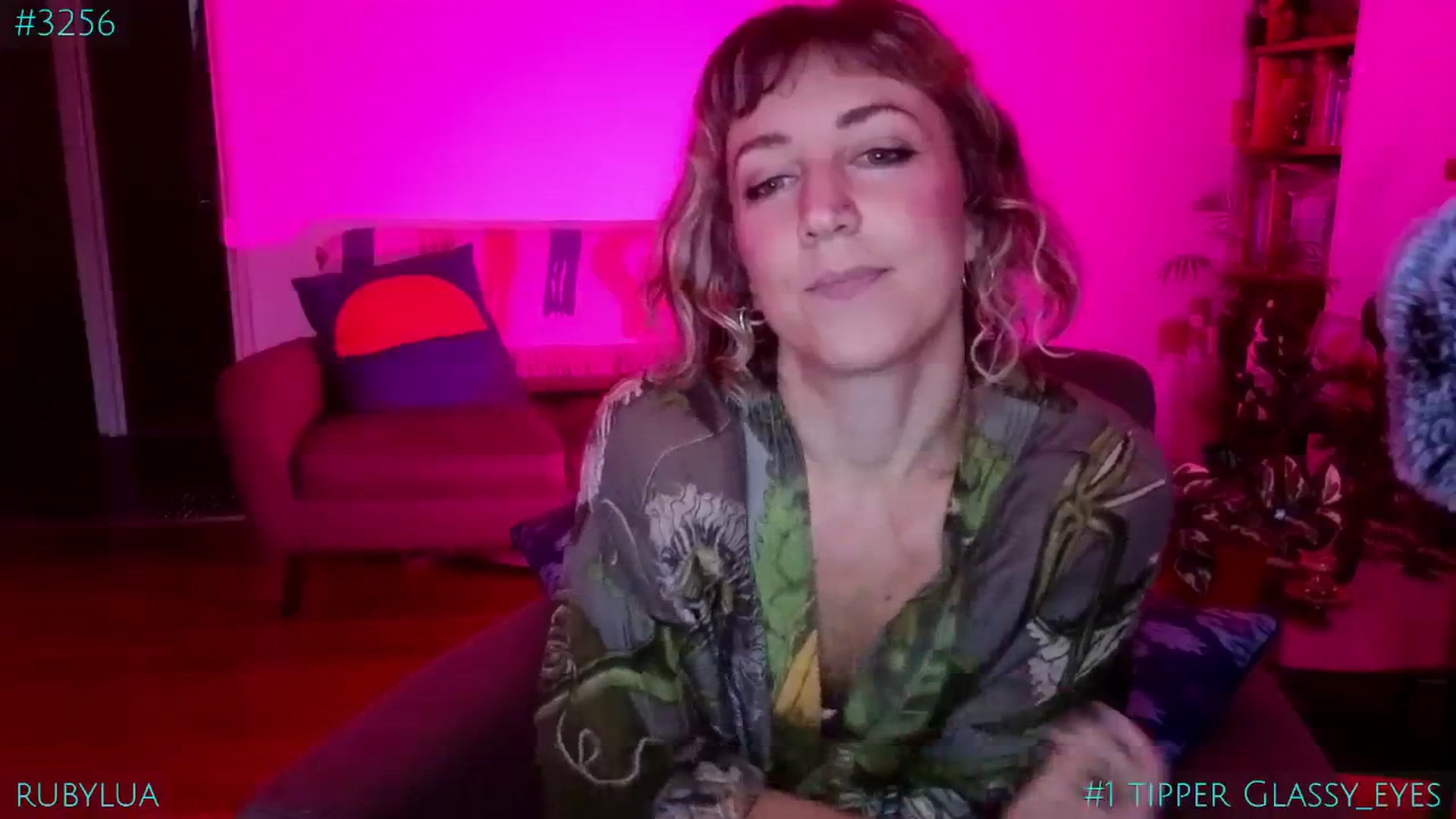 Gallery image thumbnail from Ruby_Lua's myfreecams stream on, 01/27/2025, 14:40 image 17 of 20