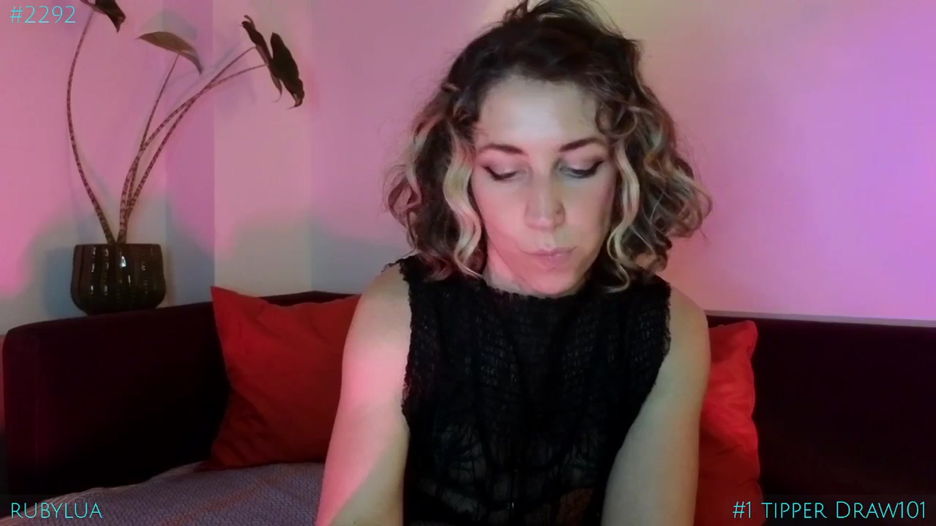Gallery image thumbnail from Ruby_Lua's myfreecams stream on, 05/09/2025, 23:01 image 5 of 20